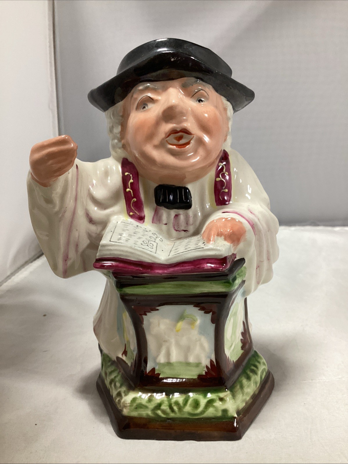 Vtg Toby Mug Vicar at Podium;States Made In Japan,Large,Original 7.25” X 5.5”