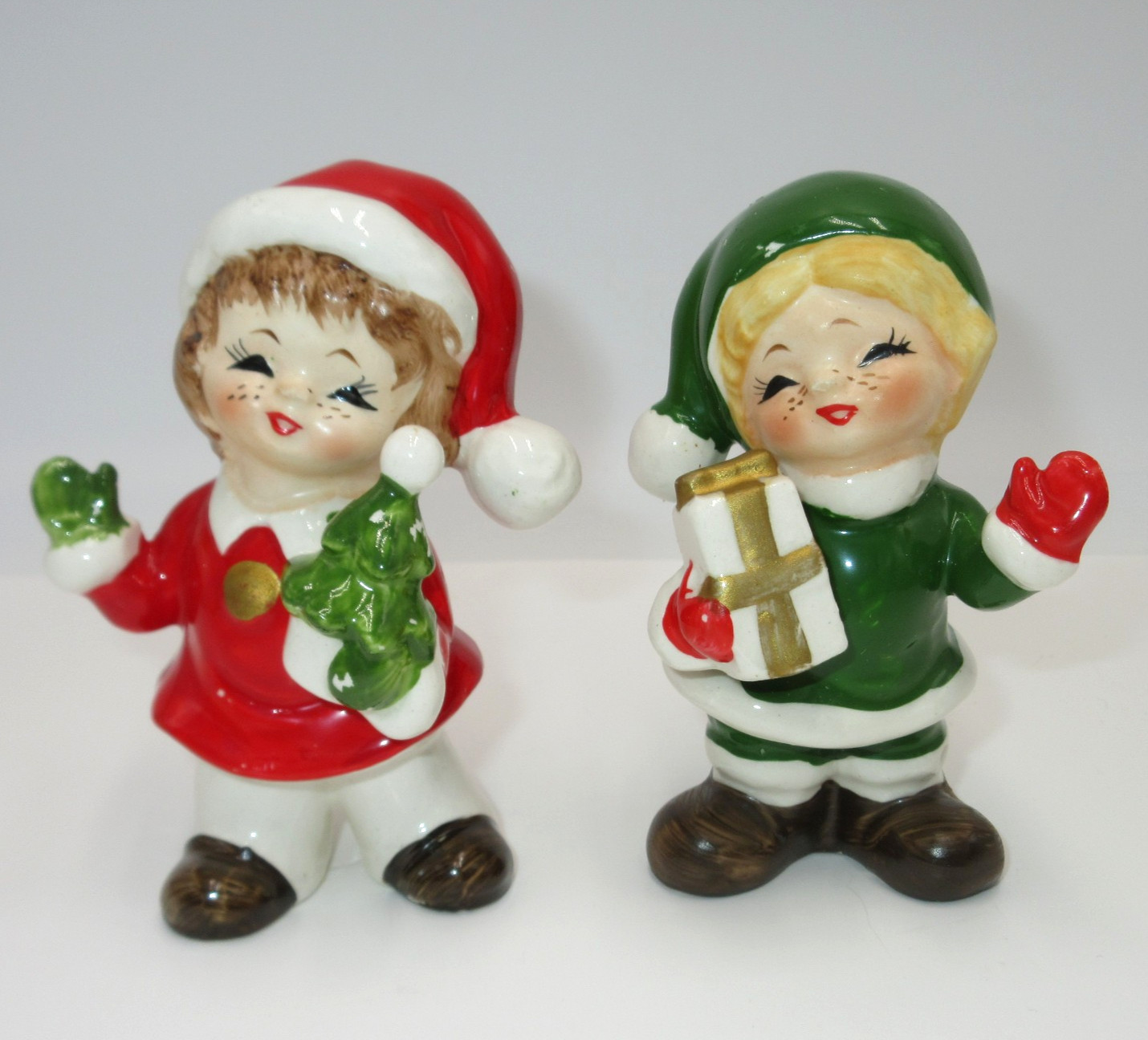 2 Vtg Japan Josef Originals Christmas Kids Shoppers Gift Givers Children Caroler
