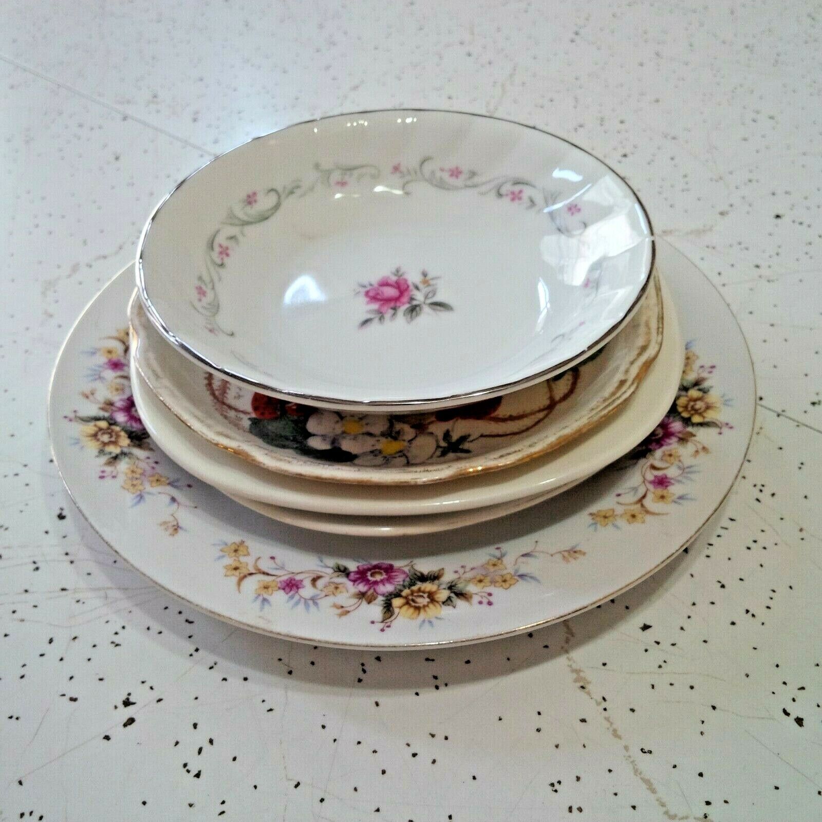 Antique Vintage Lot Floral & White Saucer Plate Taylor Smith Royal 5 Piece Set