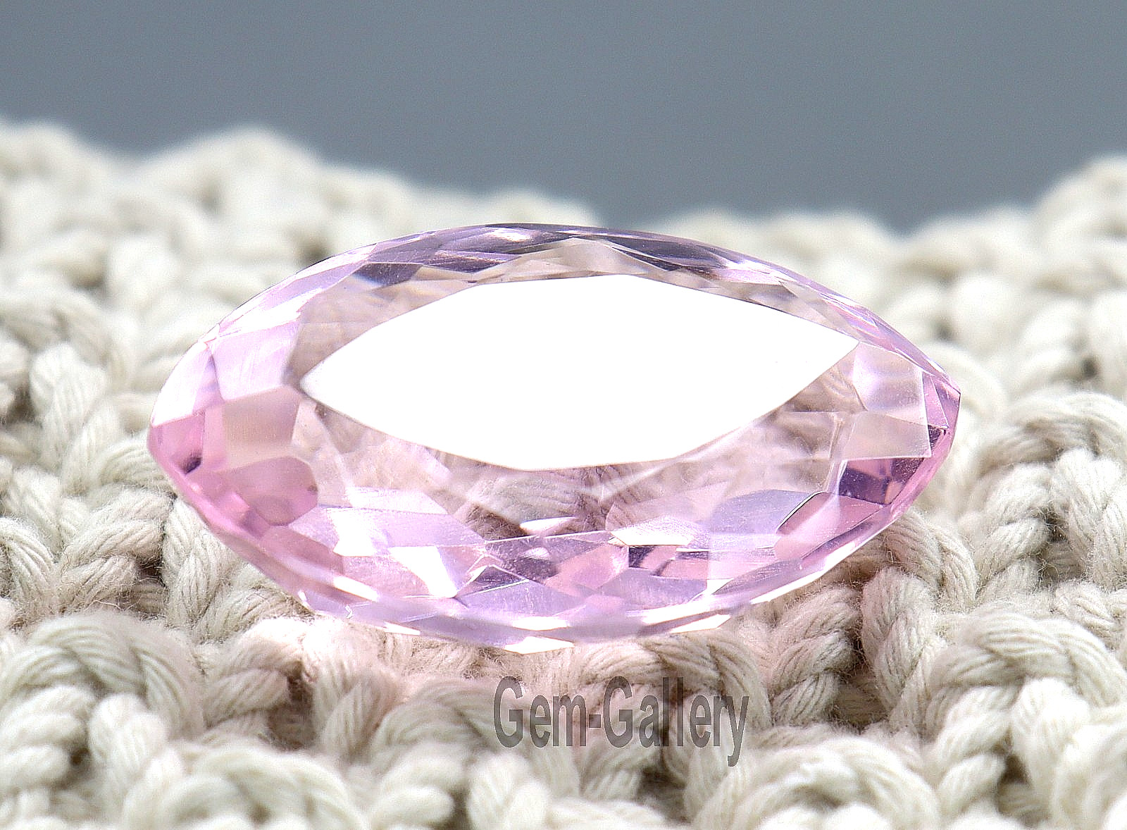 85.10 Ct Natural Pear Cut Sri-Lankan Pink Topaz GGI Certified Loose Gemstone