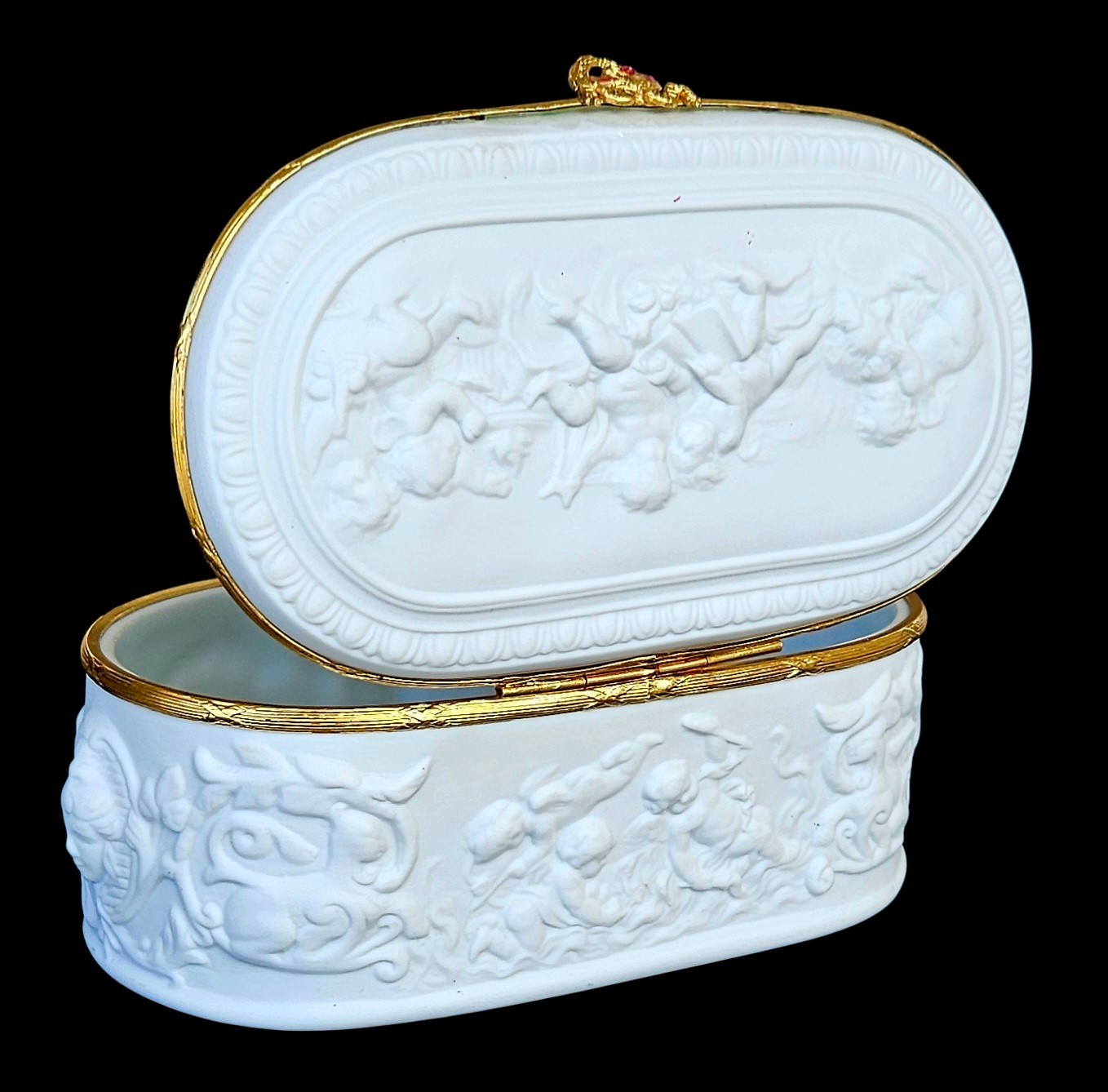 Antique Victorian Limoges Bisque Porcelain Vanity Jewelry Box Cherubs Relief