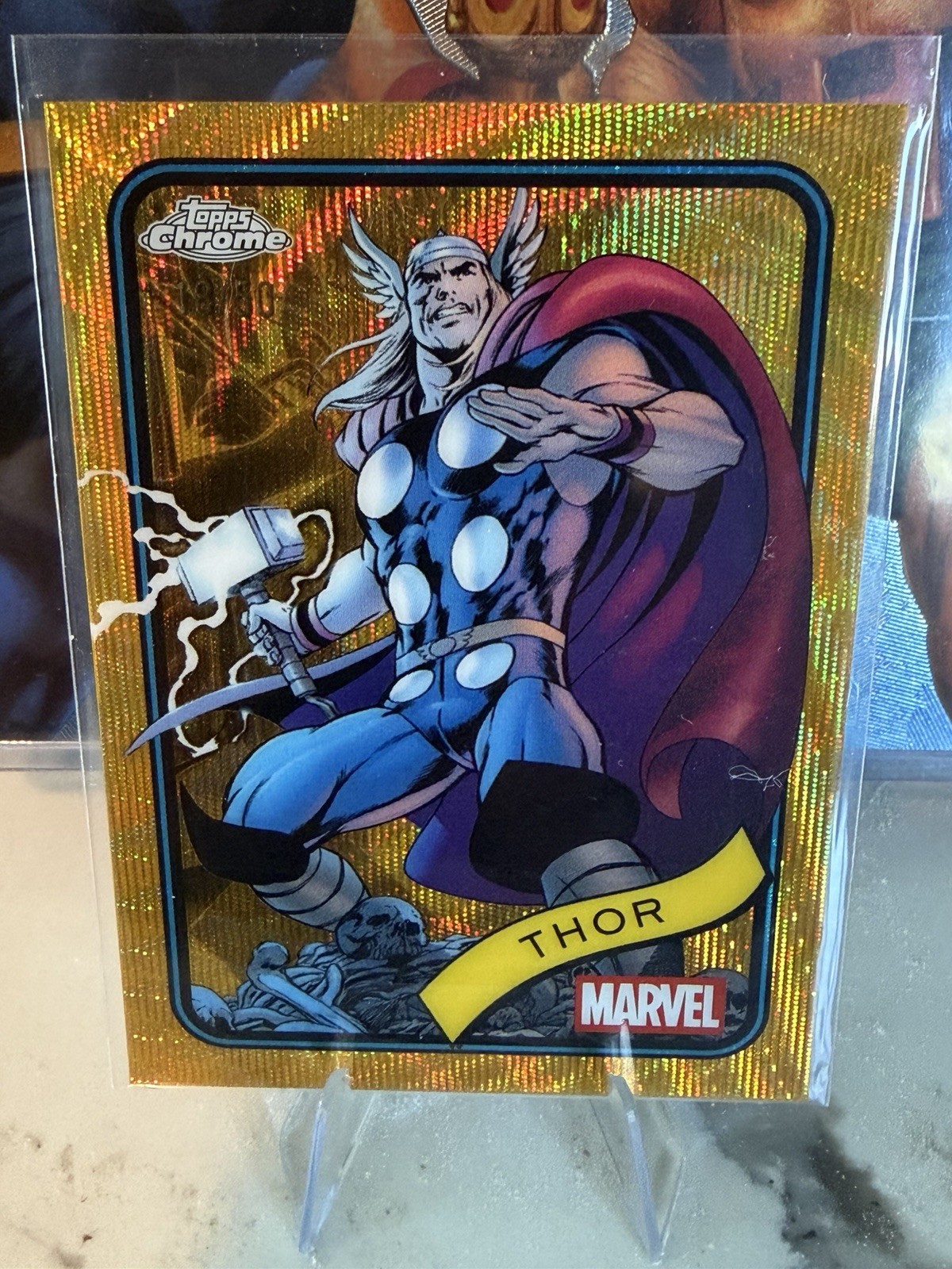 Topps 2025 Marvel Chrome Thor 18/50 Gold  Wave Refractor Variant Very Clean