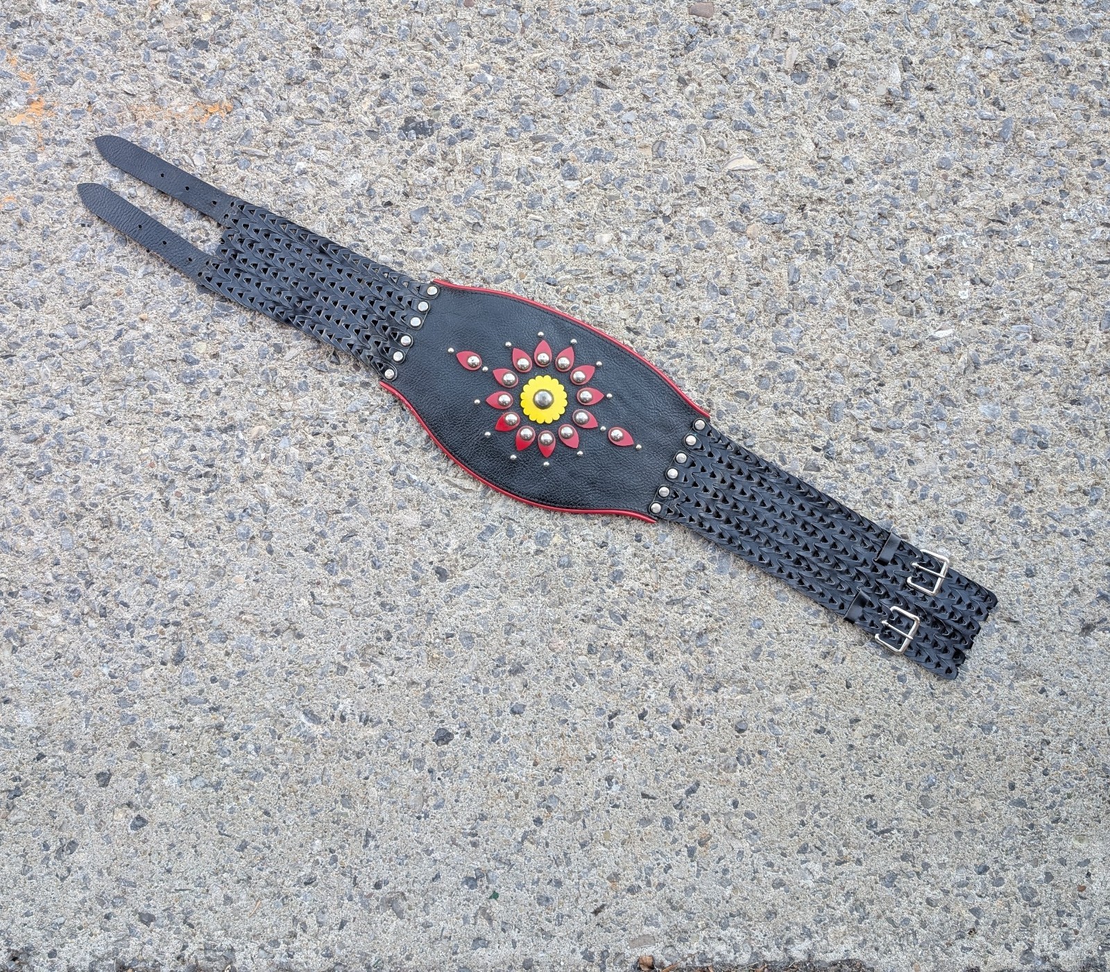Vintage 1950's Motorcycle Kidney Belt Wth Plastic And Metal Studs  30