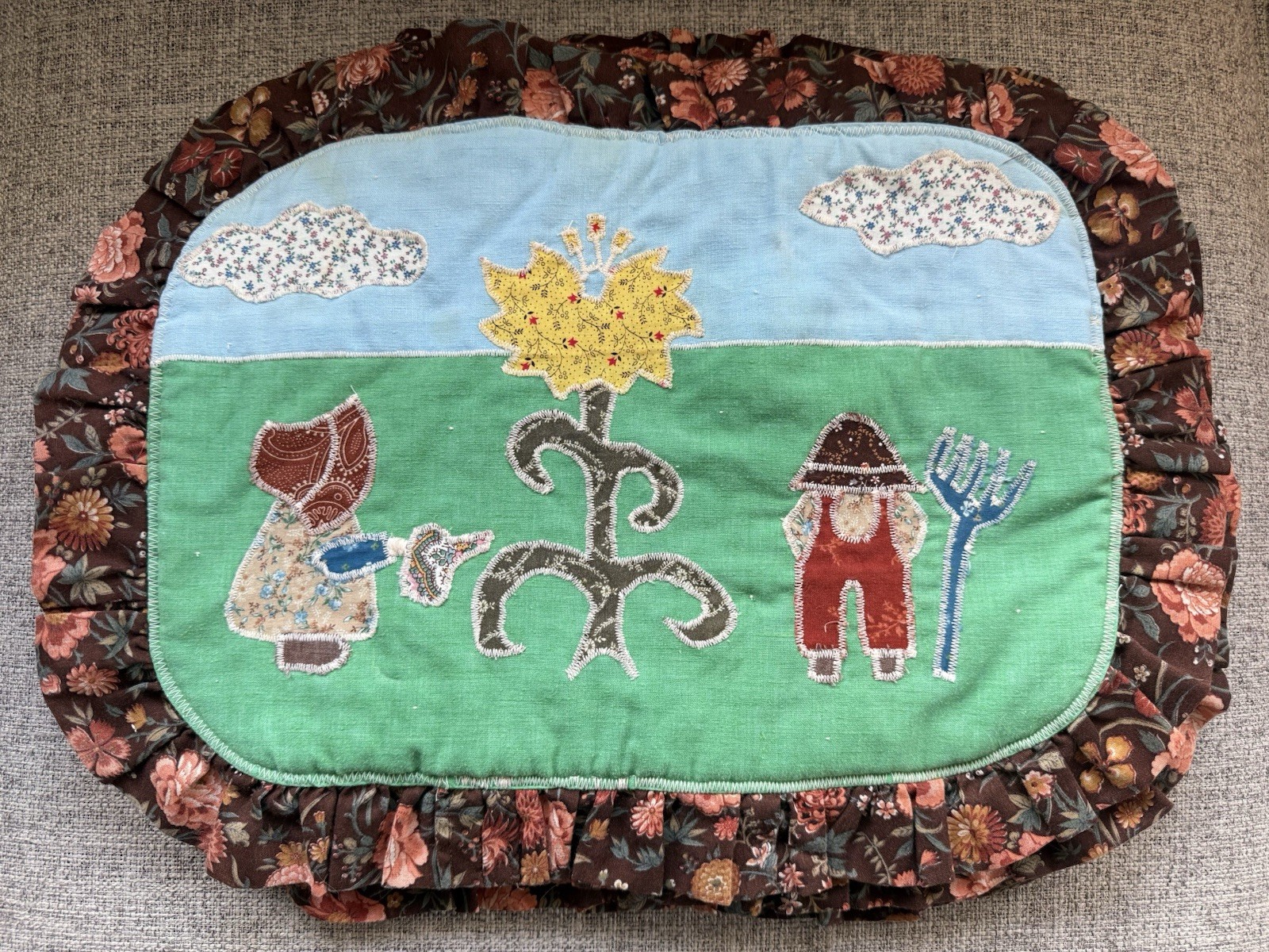 Vtg 70s 80s Quilted Applique Floral Cottage Grandma Core PLACEMATS Set 5 READ* Vtg 70s 80s Quilted Applique Floral Cottage Grandma Core PLACEMATS Set 5 READ*
