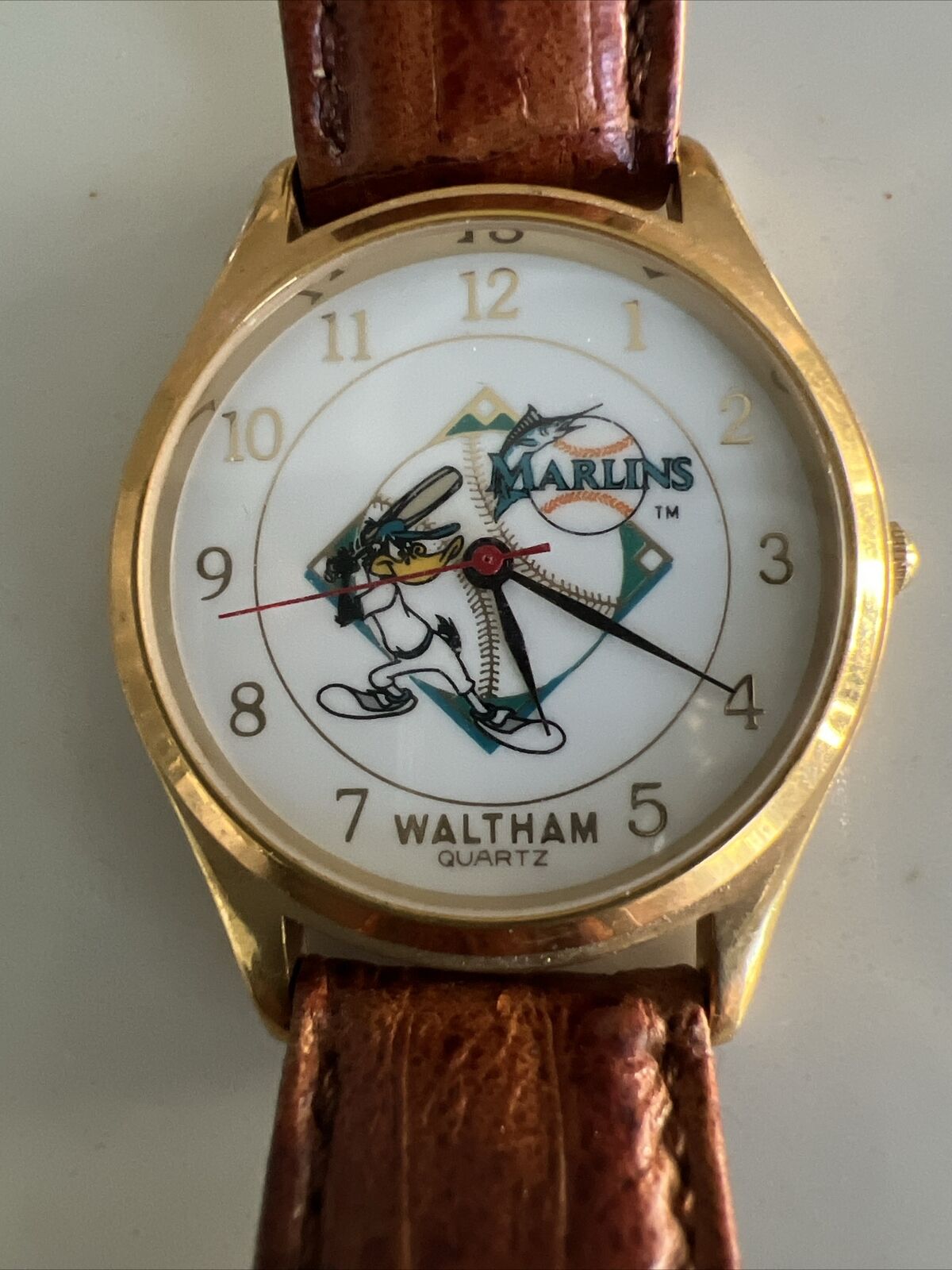 Vintage 1994 WALTHAM MLB Florida Marlins DAFFY DUCK Watch Leather Gold Quartz