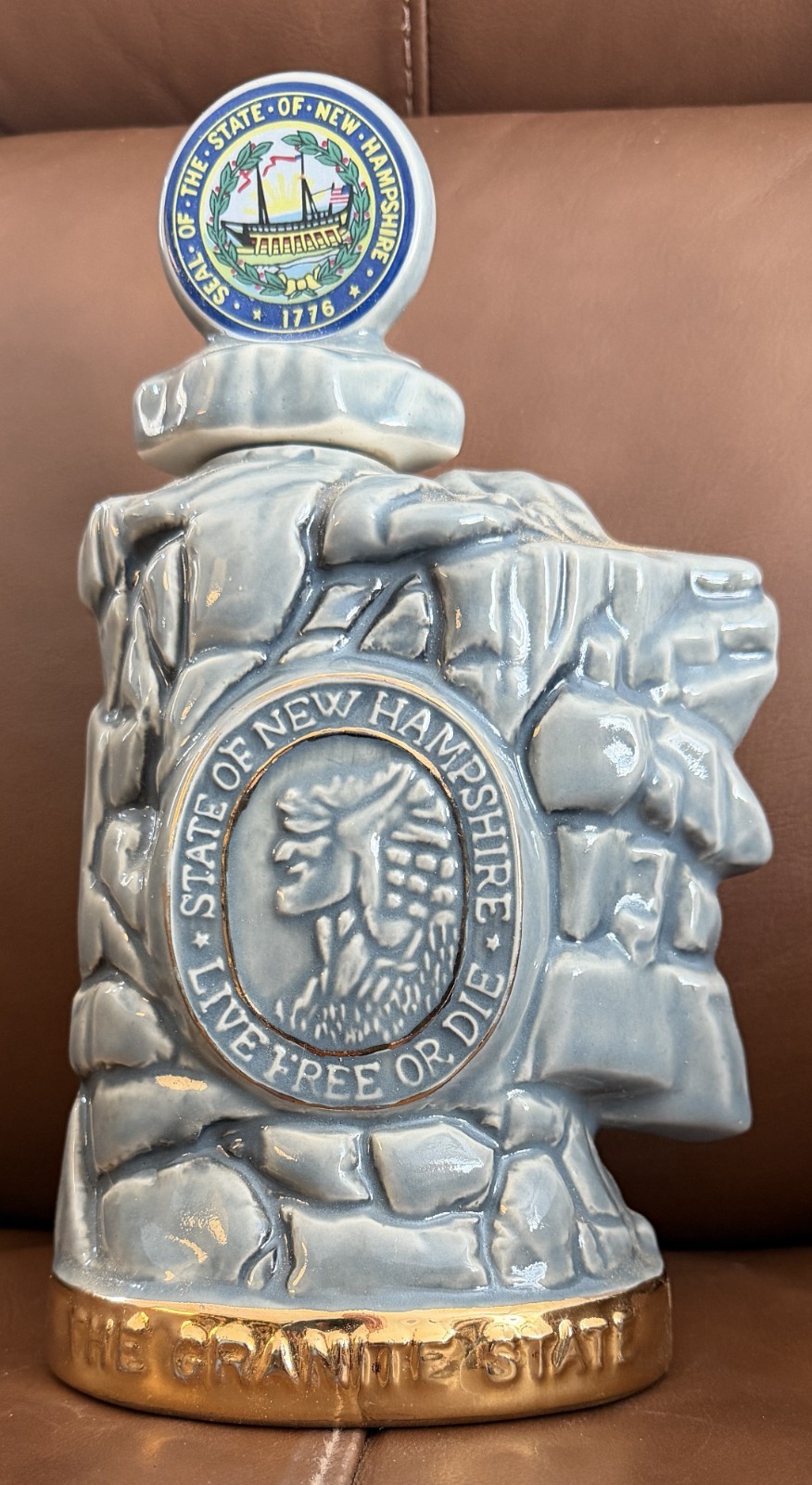 VINTAGE 1970 EZRA BROOKS NEW HAMPSHIRE THE GRANITE STATE DECANTER