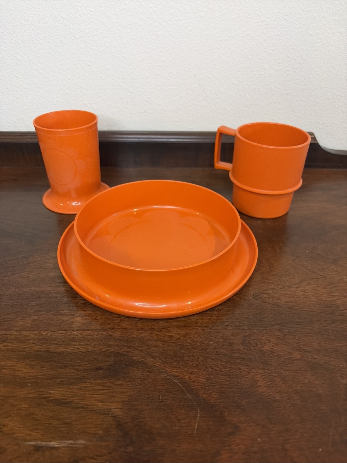 Vtg Non Tip Tupperware Kids Bowl And Cup, With Extra Mug, Orange