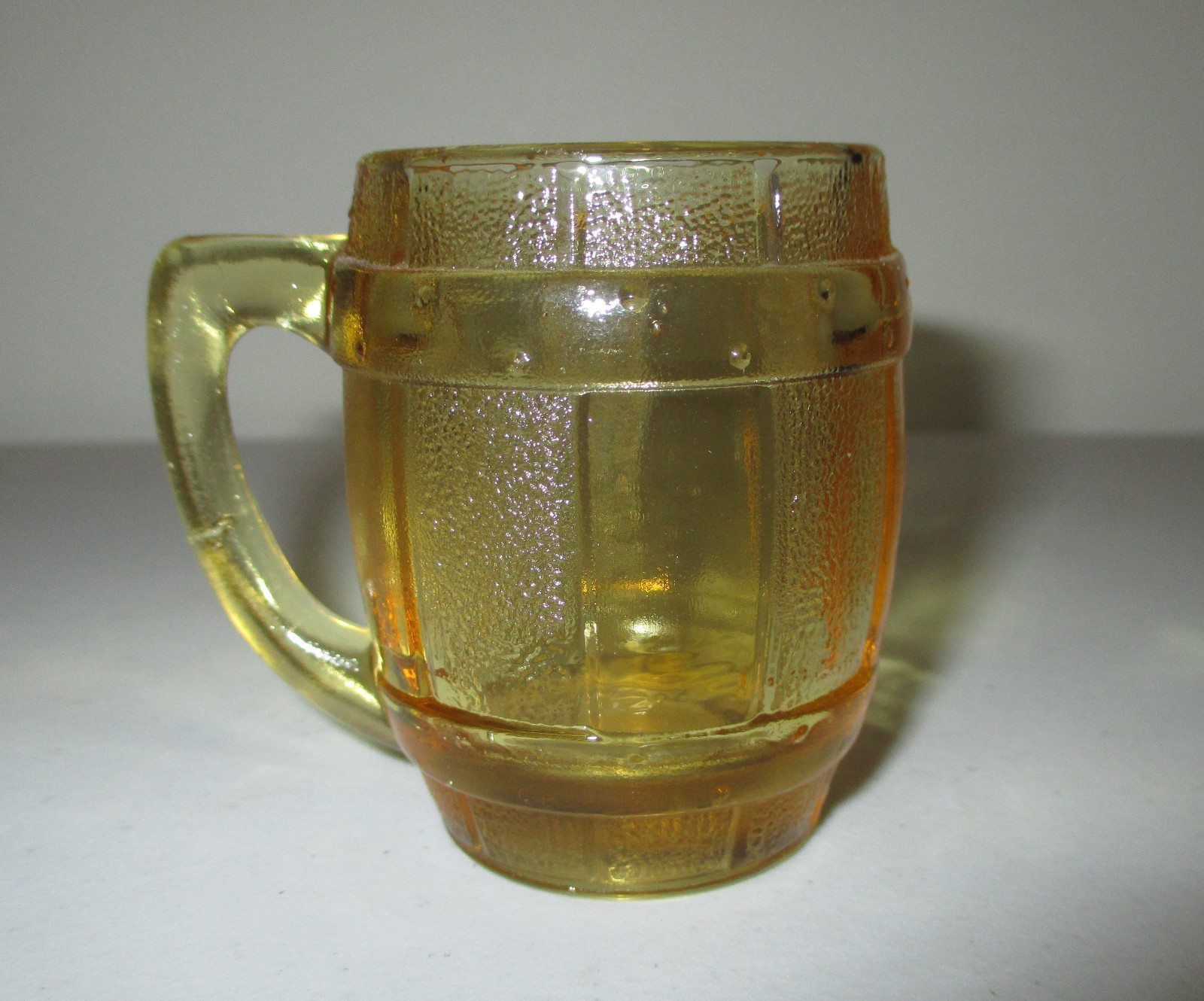 Vintage Amber Glass Barrel Keg Mug Toothpick Holder Shot Glass #105