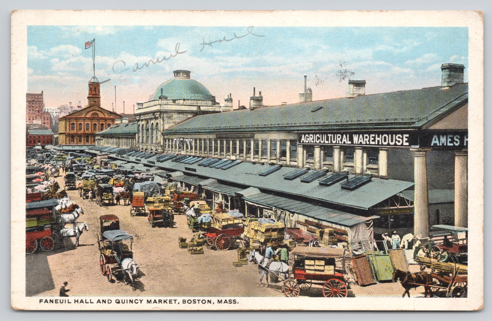 Postcard Boston, Massachusetts, Faneuil Hall and Quincy Market, 1917 A655