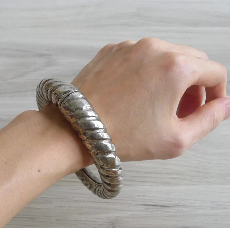 Antique & Estate 14K White Gold Over Chunky Statement Textured Cuff Bangle 7.5