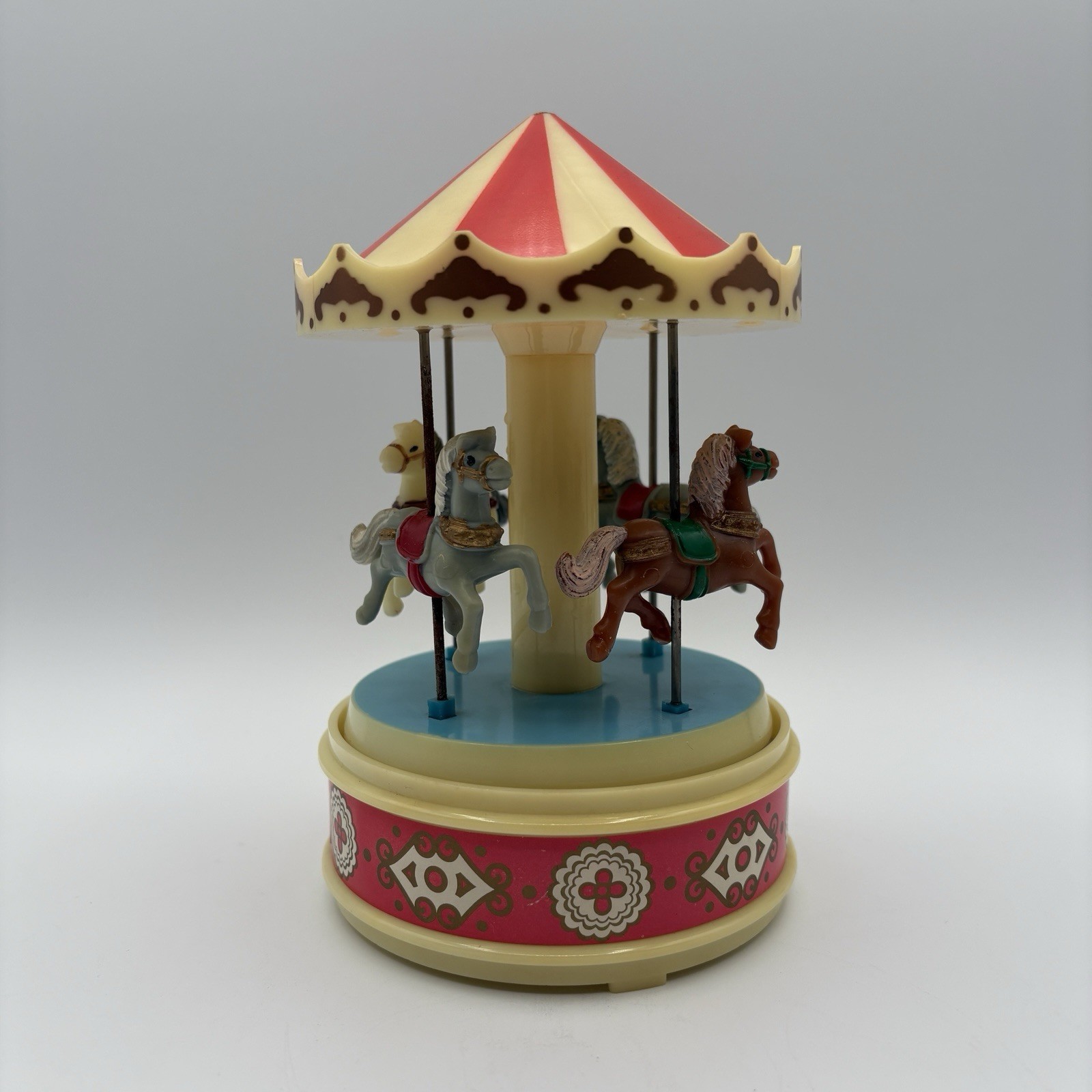 Vintage 1970s Yap’s Musical Carousel Moving Horses Carousel Waltz Tune Works