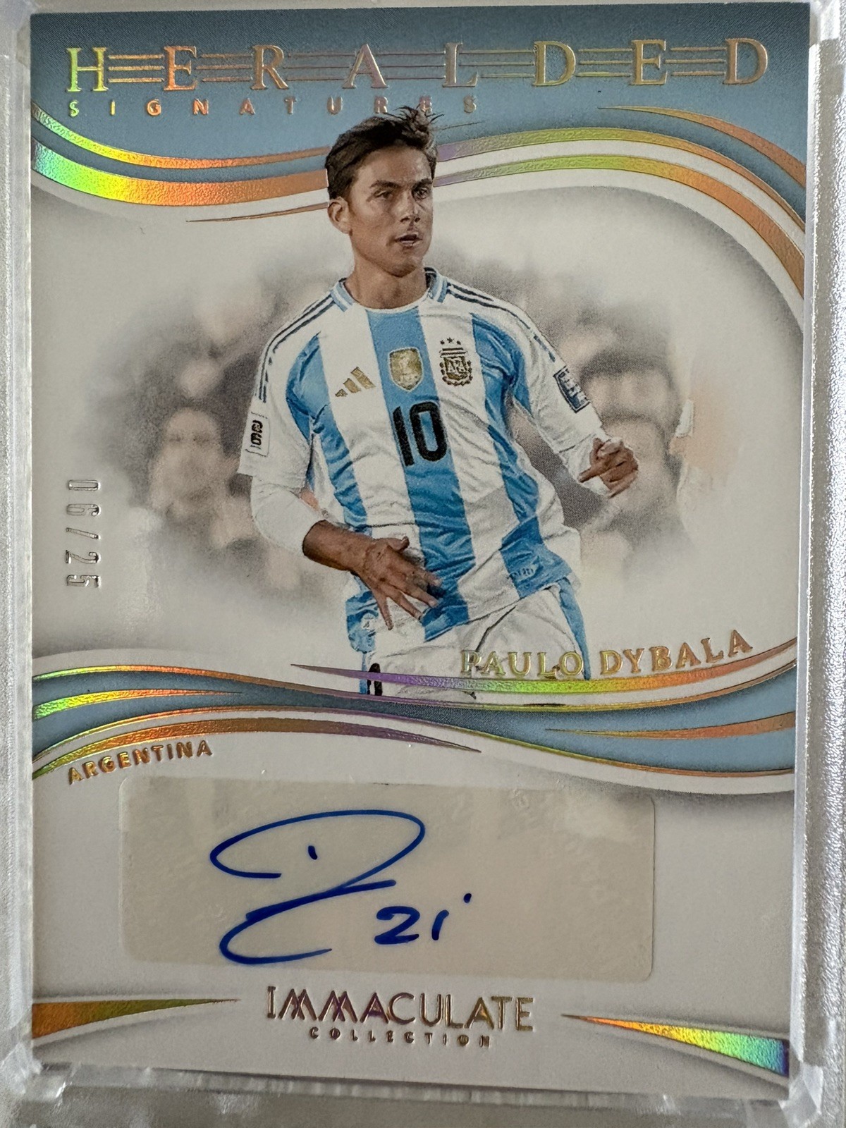 Panini Immaculate Paulo Dybala Auto Heralded Sig 06/25 Argentina