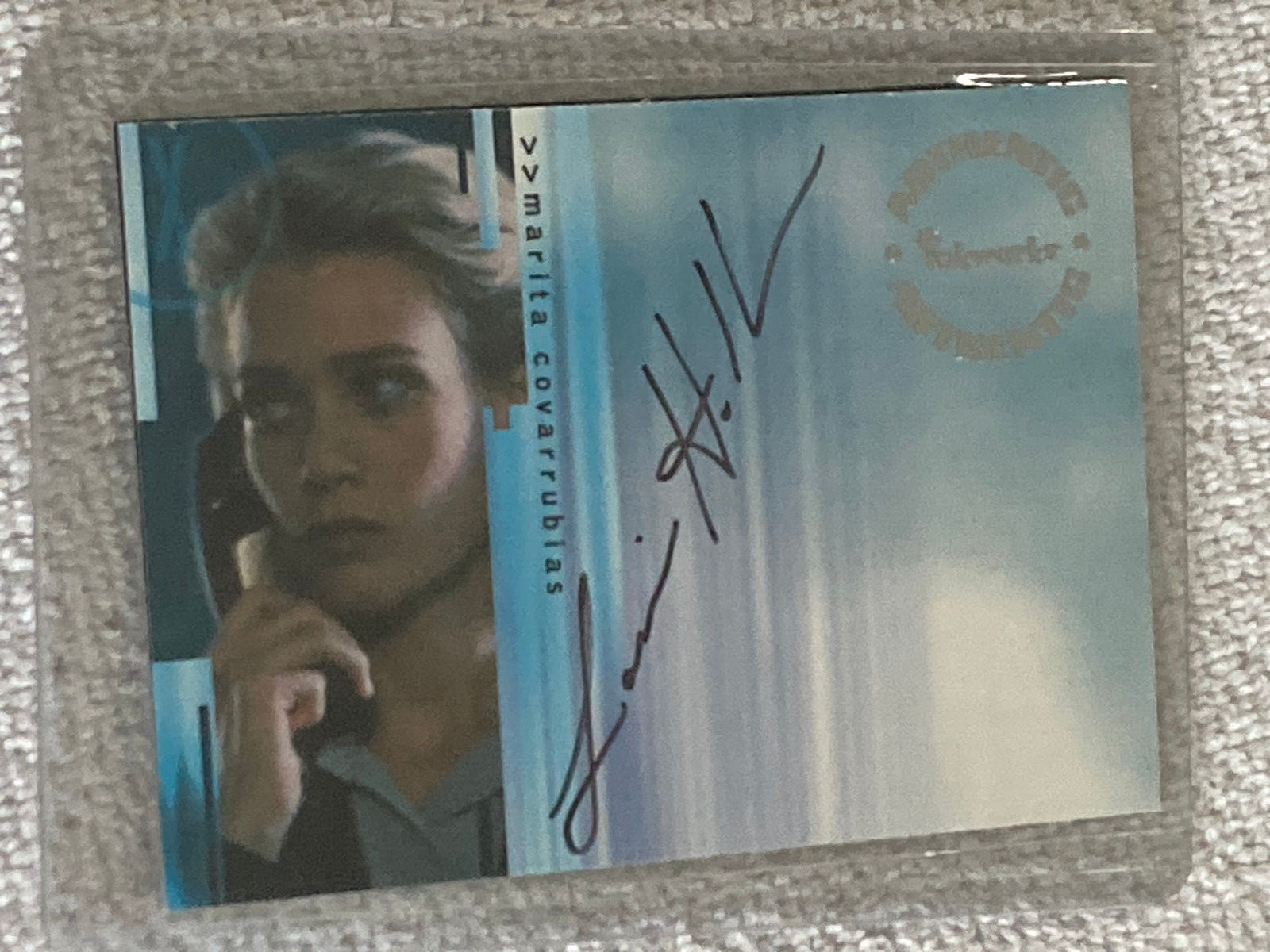 2001 Inkworks X-Files Seasons 4 & 5 Autograph Card Laurie Holden #a4 w/ Redemp