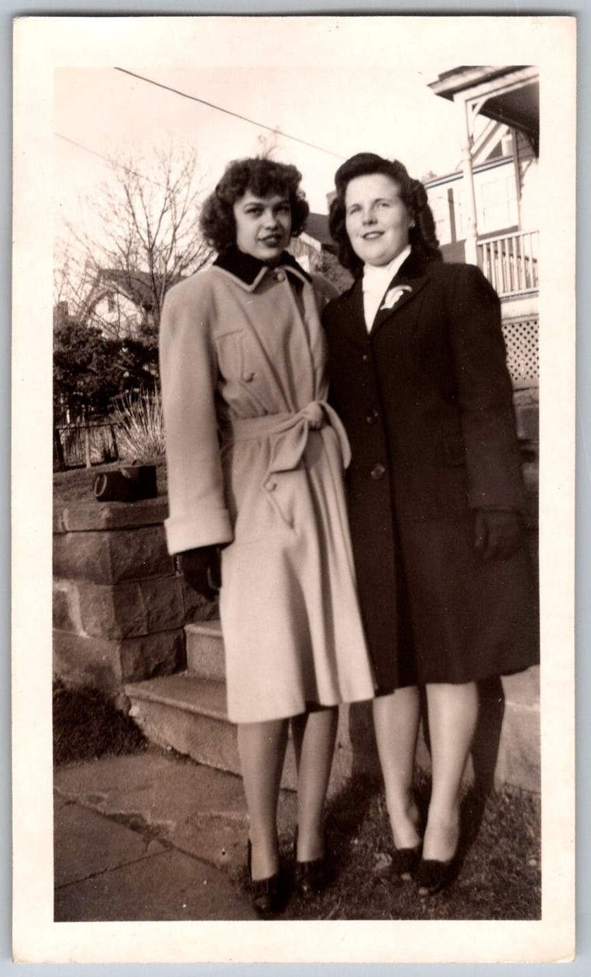 Vtg B&W Snapshot Two Young Women Winter Coats Heels Steps Outside House 1940s