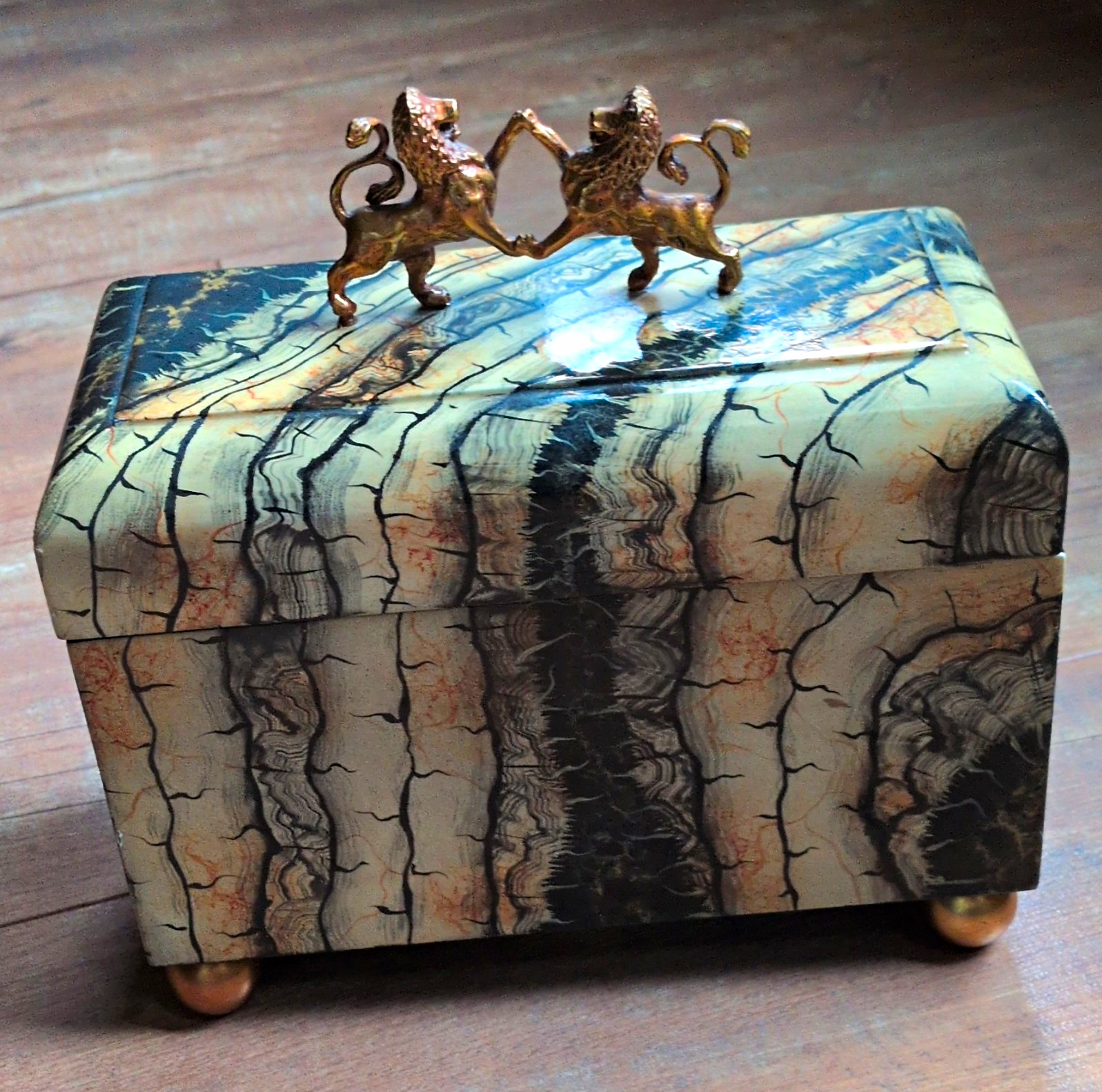 Maitland-Smith Handmade Marbled Lion Trinket Box w/ Lid Rectangle Wood Metal Maitland-Smith Handmade Marbled Lion Trinket Box w/ Lid Rectangle Wood Metal