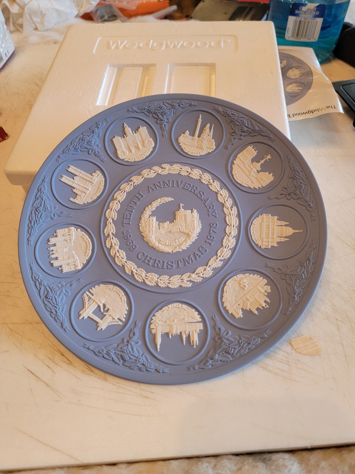 WEDGWOOD 10TH ANNIVERSARY CHRISTMAS PLATE 1978 BLUE JASPERWARE