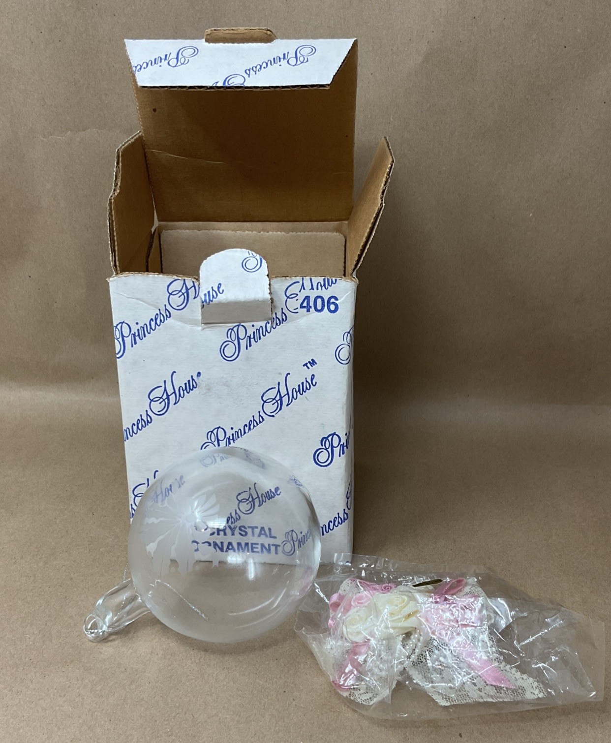 #406 Princess House Heritage Handblown Crystal Christmas Ornament Etched Ribbon