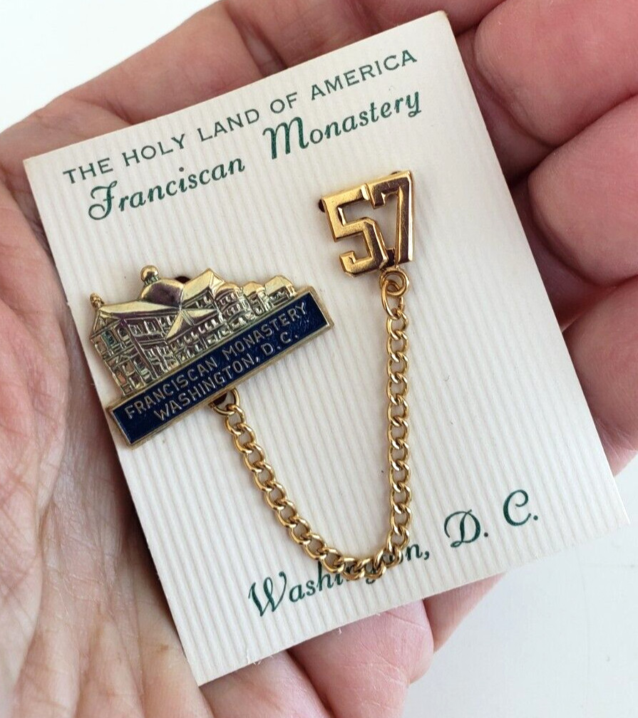 Vintage 1957 Franciscan Monastery Washington DC Chatelaine Pin Souvenir In Card