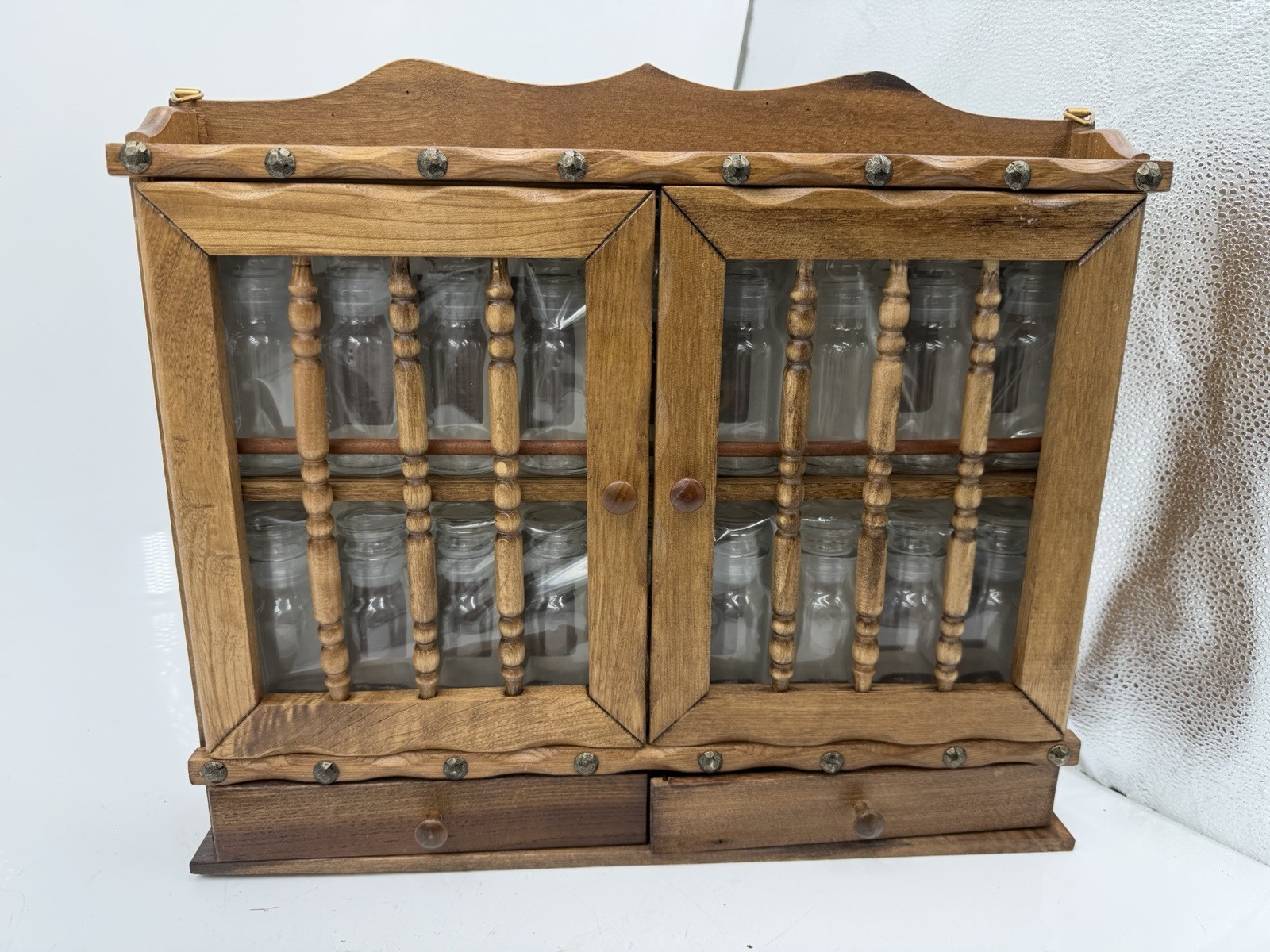 ✨✨ Vintage Apco Wood Spice Cabinet Original Label Complete 18 Jars 2 Drawer✨✨