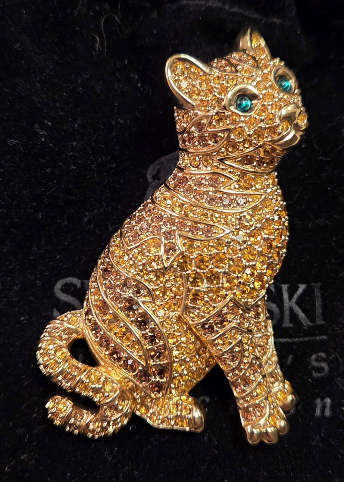 SIGNED SWAROVSKI PAVE\' CRYSTAL CAT PIN BROOCH, NEW OLD STOCK, RARE RETIRED