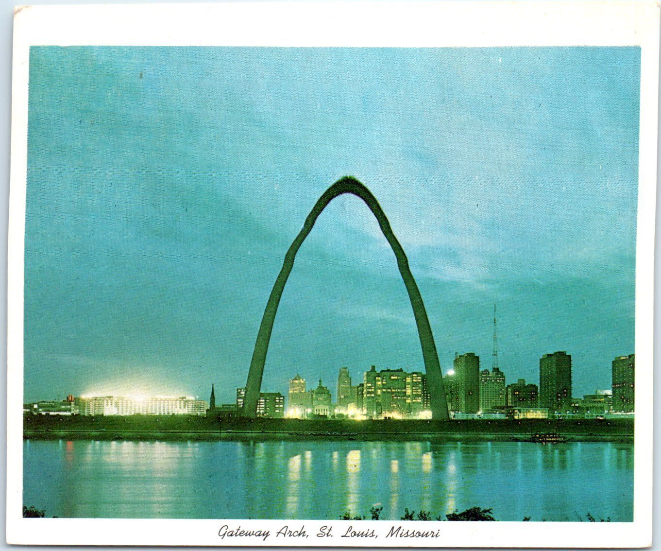 Postcard - Gateway Arch - St. Louis, Missouri