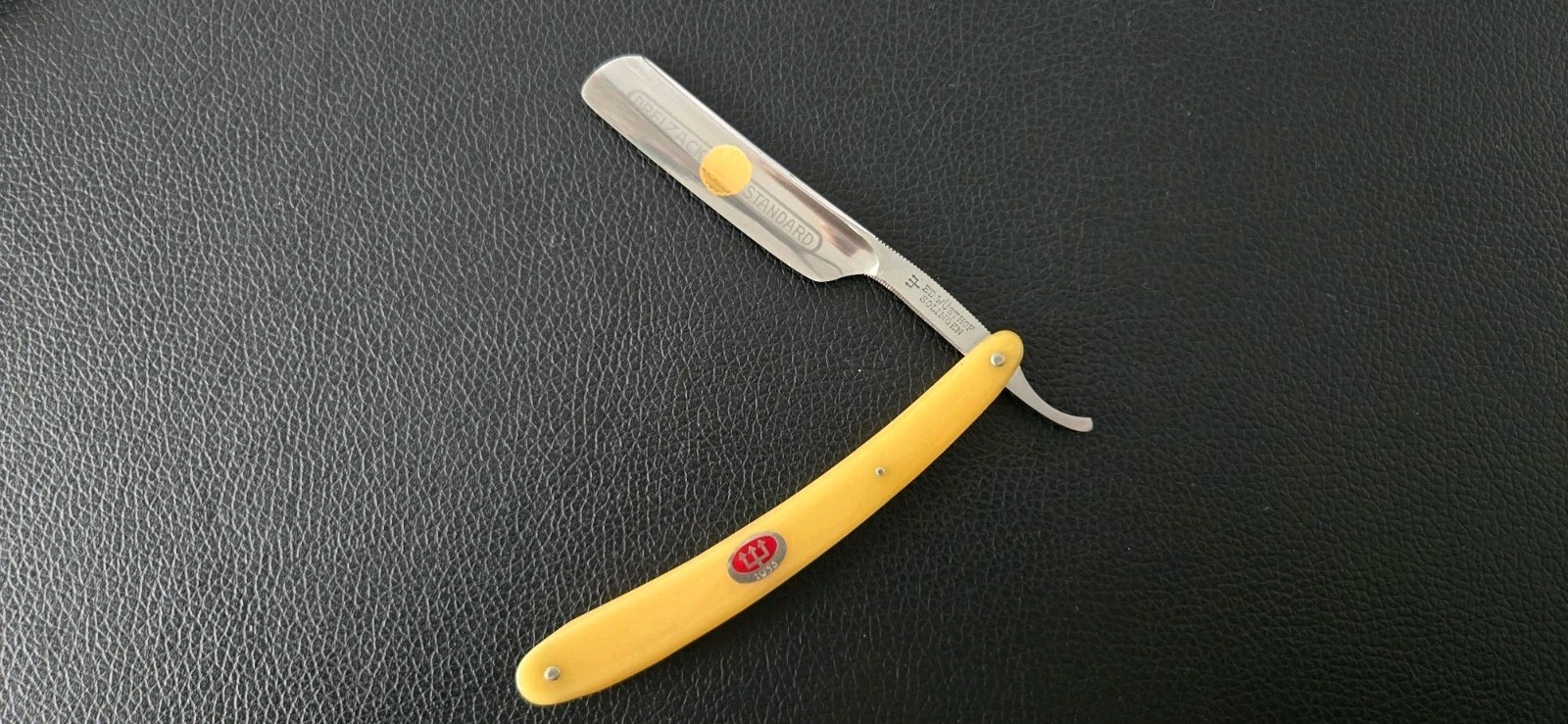 Ed. Wusthof Solingen Straight Razor 1933 5/8 Trident Germany Vintage MINT