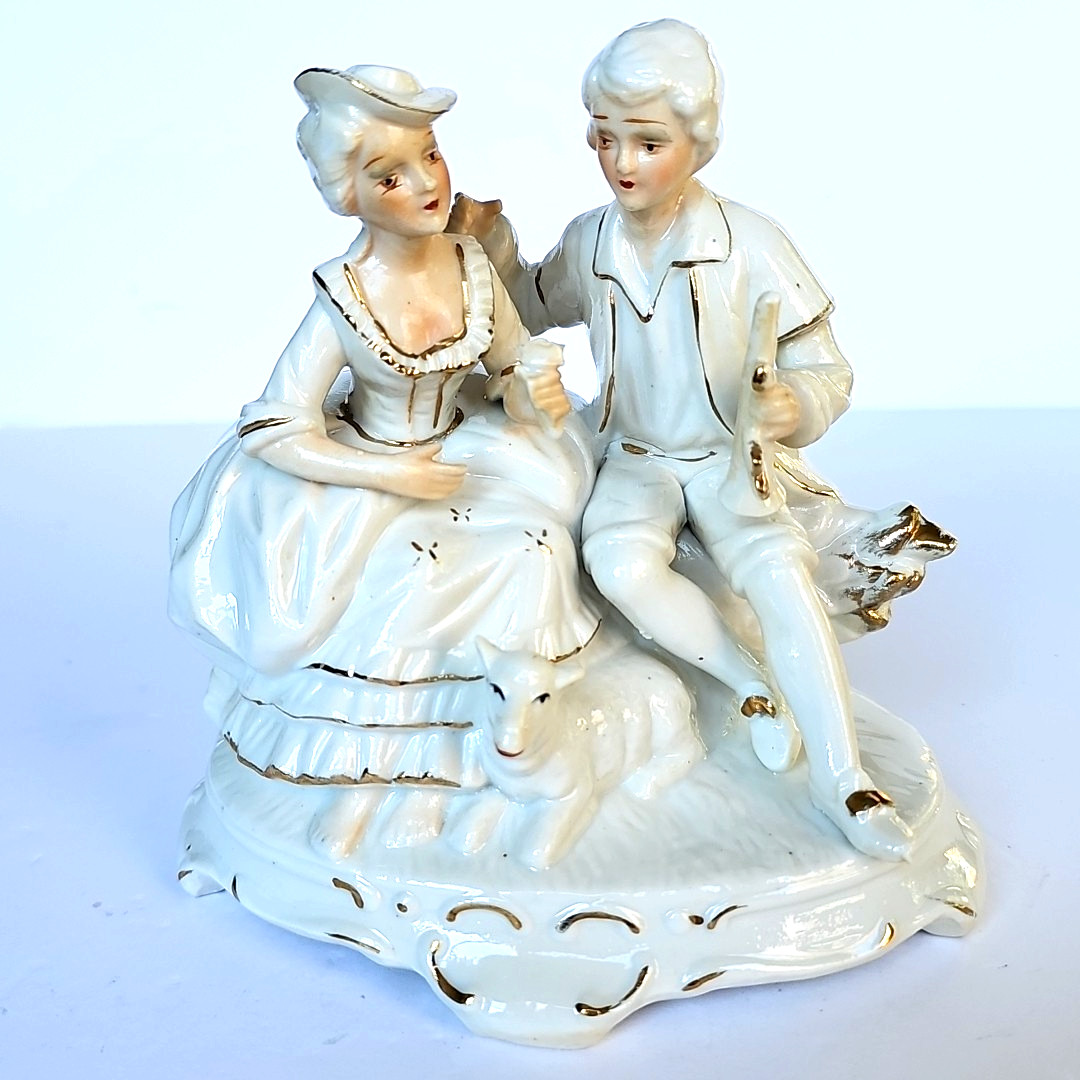 Vintage Porcelain Colonial Couple Figurine Gold Gilt Romantic Courting Decor