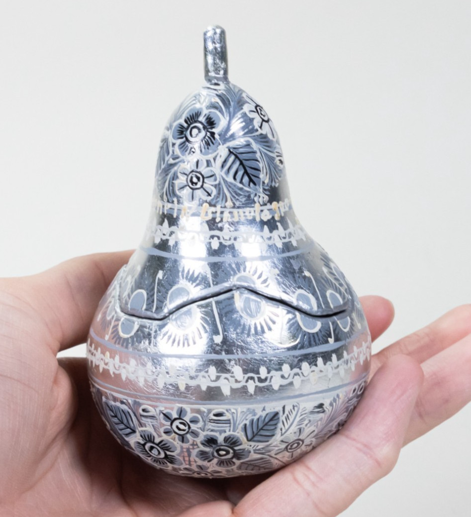Vintage Mexican Francisco Coronel Navarro Silver Plate Decorated Gourd Box Vintage Mexican Francisco Coronel Navarro Silver Plate Decorated Gourd Box