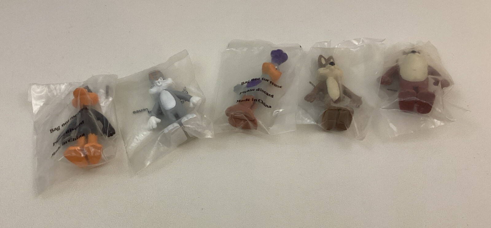 ARBY\'S Looney Tunes Bugs Bunny  Set of 5 Unopened Cake Toppers 1988