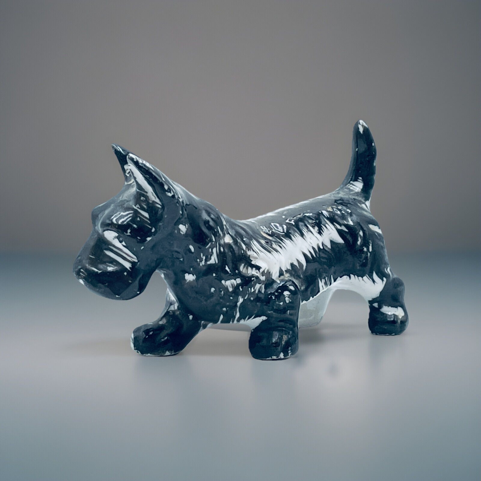 Vintage Black & White Walking Scottie Scotty Scottish Terrier Dog Figurine Japan
