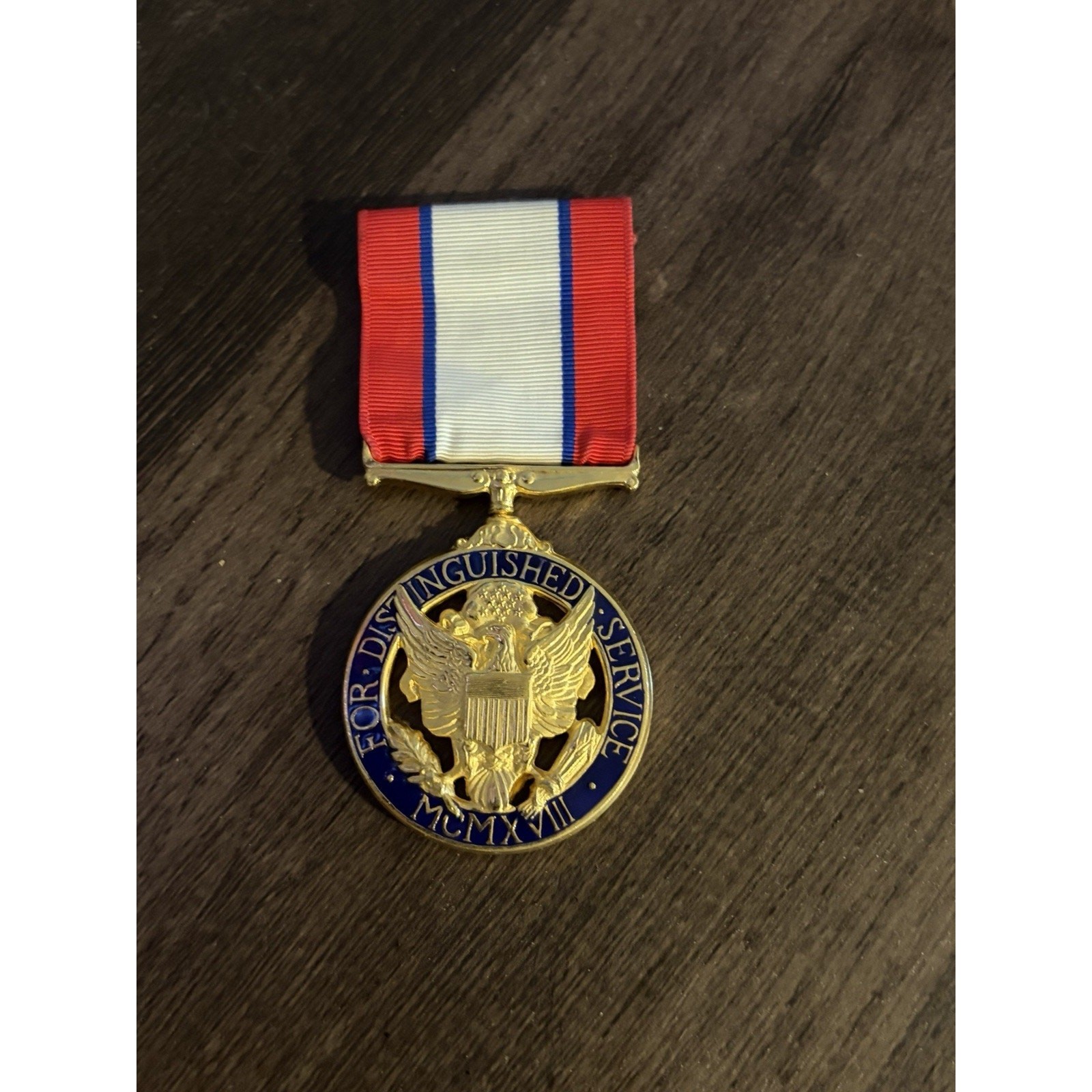 DISTINGUISHED SERVICE MEDAL ARMY - FULL SIZE MEDAL