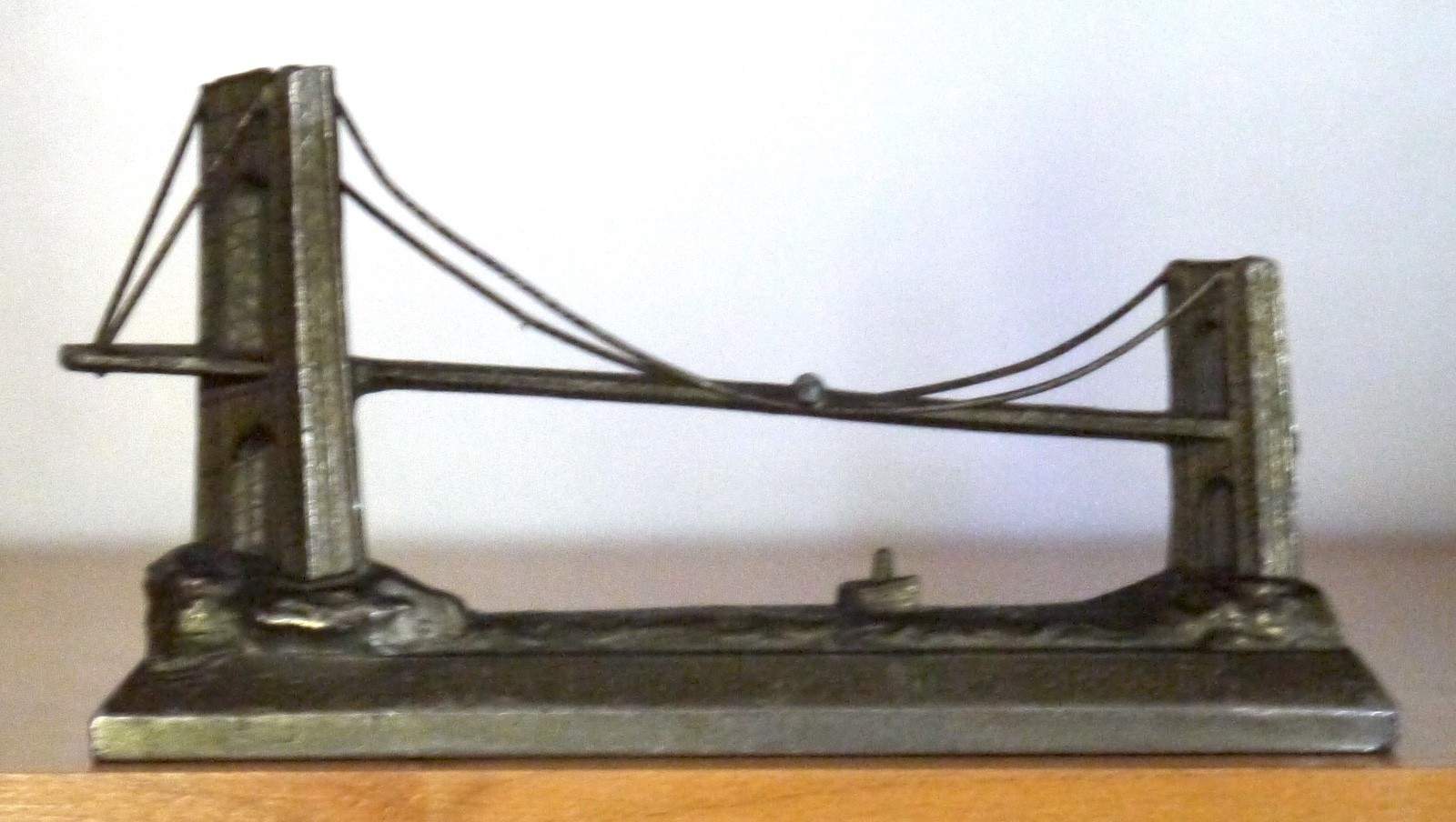 GEORGE WASHINGTON BRIDGE Metal Souvenir Building Vintage France New York City