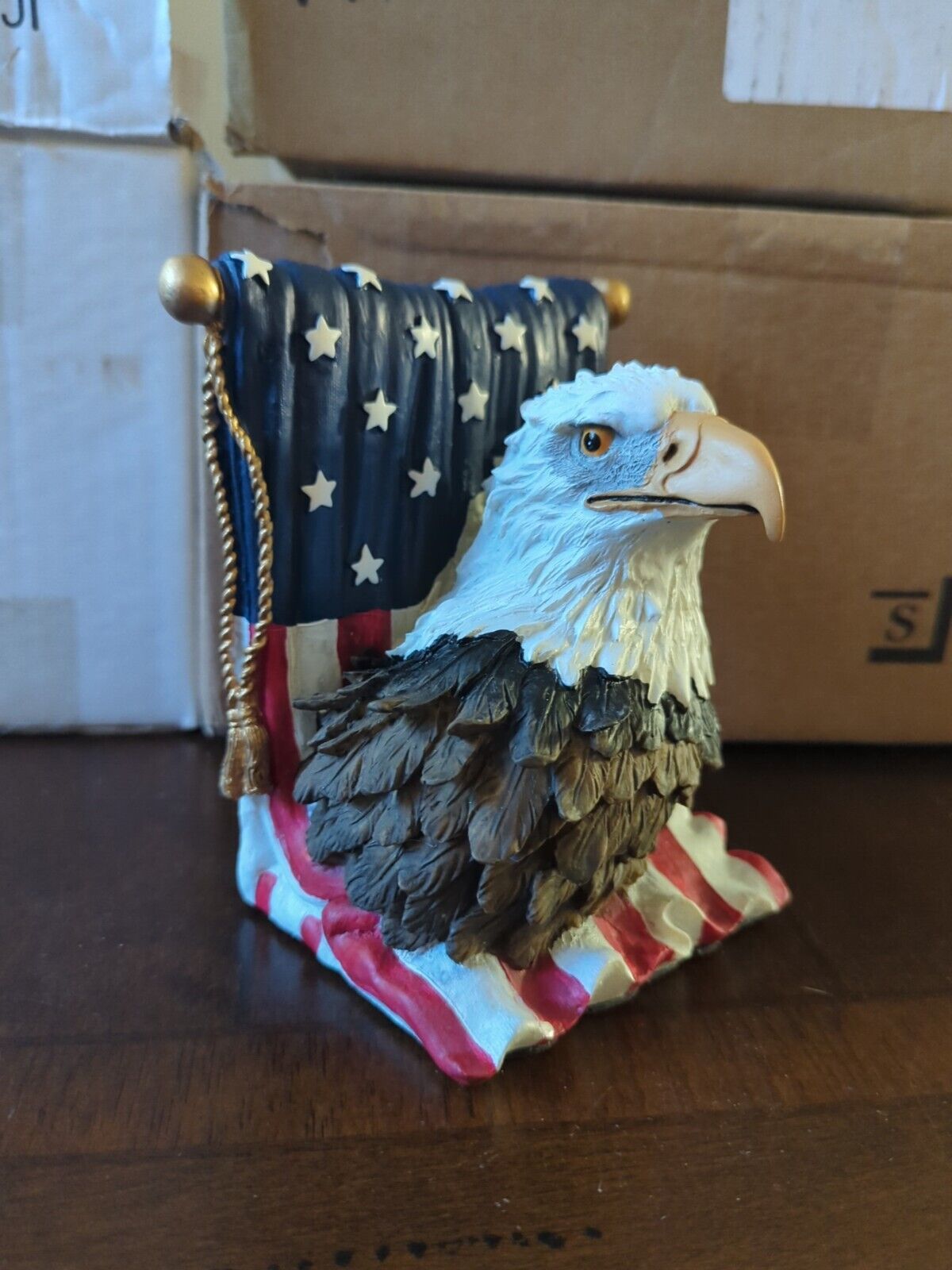 Vintage BaldEagle 1998 USA Flag American Statue Red White Blue Gold Colored Rope