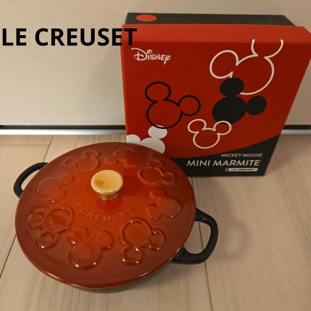 Le Creuset Cast Iron Mickey Mouse Marmite 18cm 1.5Qt Cherry Red Black Gold Knob