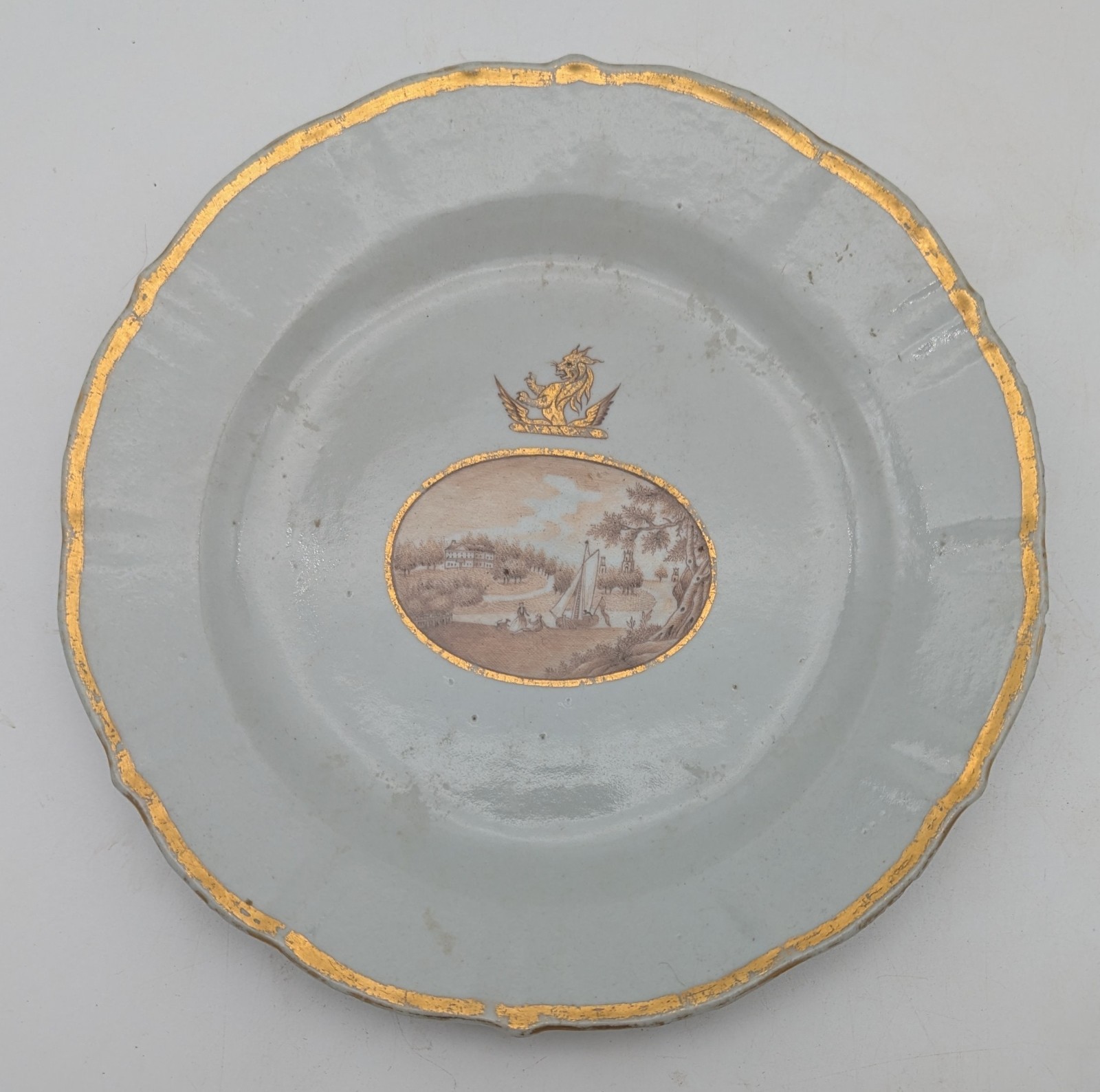 Chinese Export 18th C. Qianlong Grisaille & Gilt Porcelain Cabinet Plate 7.75\ Chinese Export 18th C. Qianlong Grisaille & Gilt Porcelain Cabinet Plate 7.75\