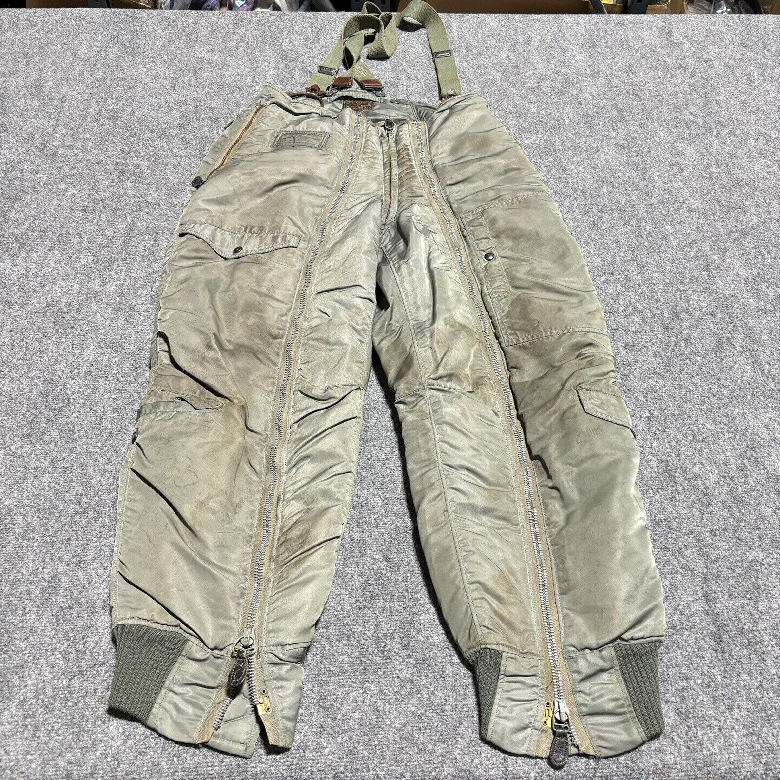 Vintage A-11D Flying Trousers Men's 32 Green W/Suspenders Military 1961 FLAWS*