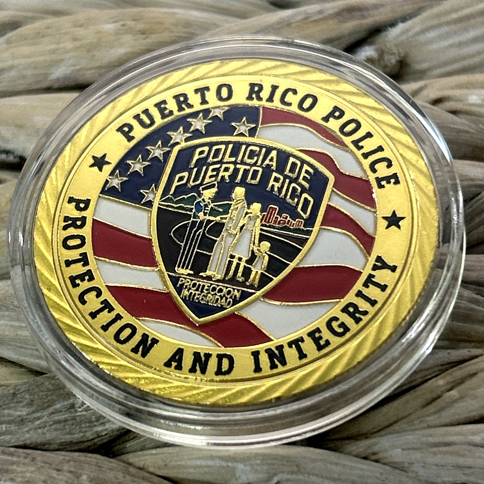 Puerto Rico Police Department ~ Policia De Puerto Rico CHALLENGE COIN Gift