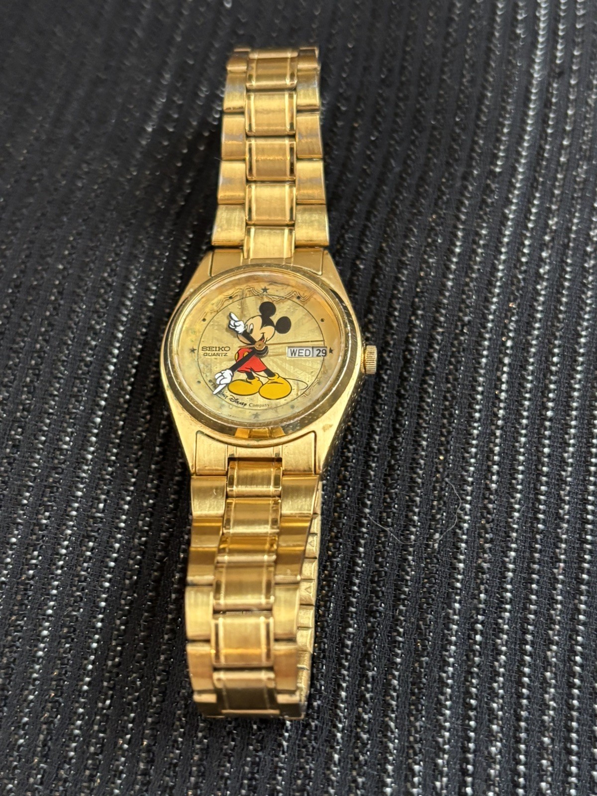 Vintage Ladies Seiko Mickey Mouse Watch GoldTone - Needs Battery Vintage Ladies Seiko Mickey Mouse Watch GoldTone - Needs Battery