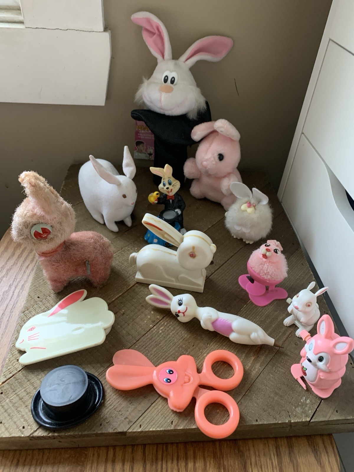 Vintage Estate Magician Novelty LOT Bunny Rabbit Wind Up Toys Clippers Pen Hat + Vintage Estate Magician Novelty LOT Bunny Rabbit Wind Up Toys Clippers Pen Hat +