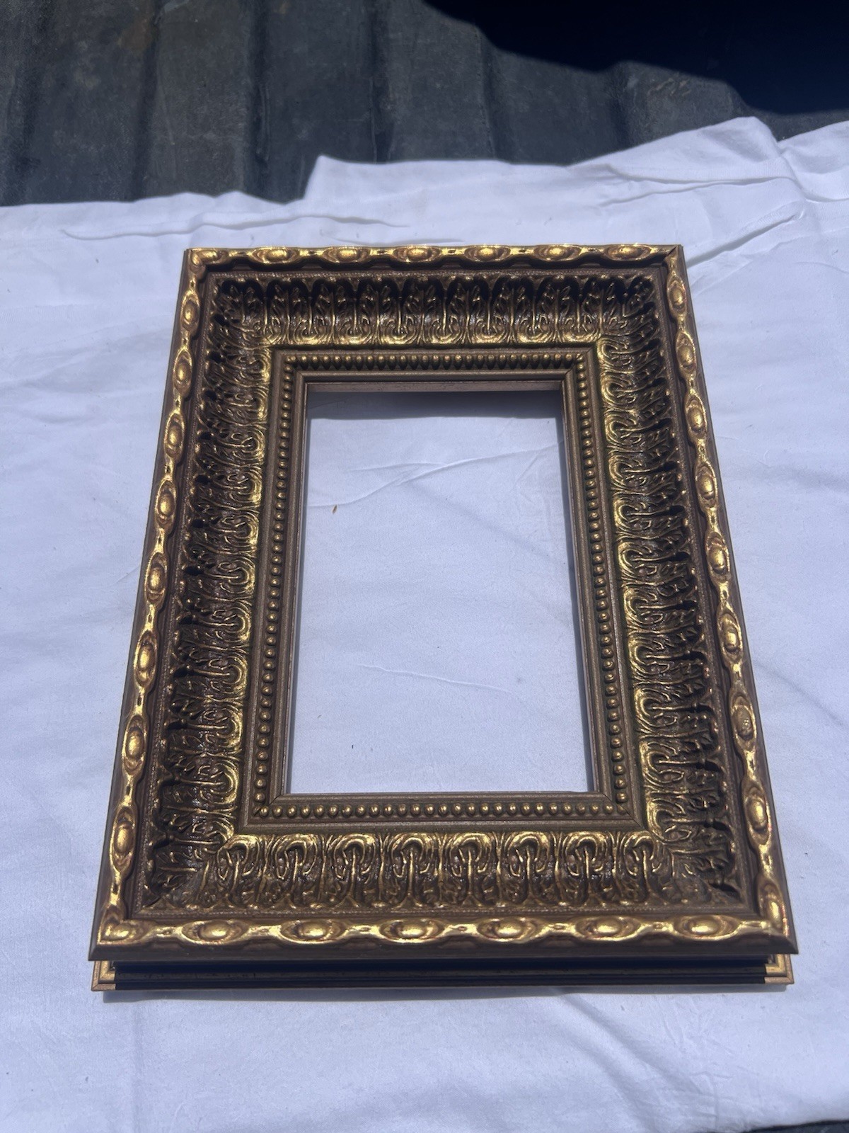 Beautiful Ornate Picture Frame 4”x6” Layered Scroll Beaded Detailing Gold Tone