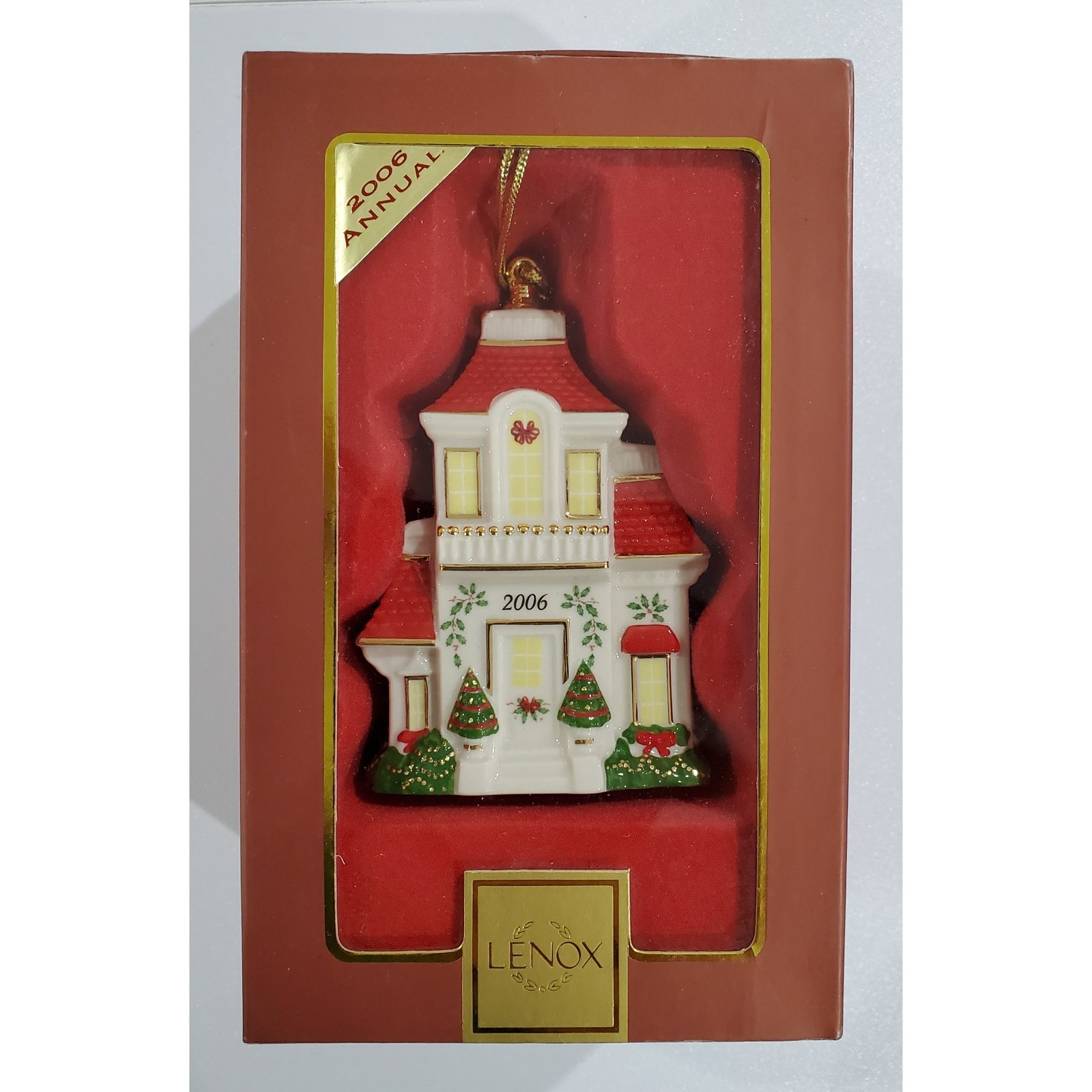Lenox 2006 Annual Victorian House Christmas Ornament Porcelain