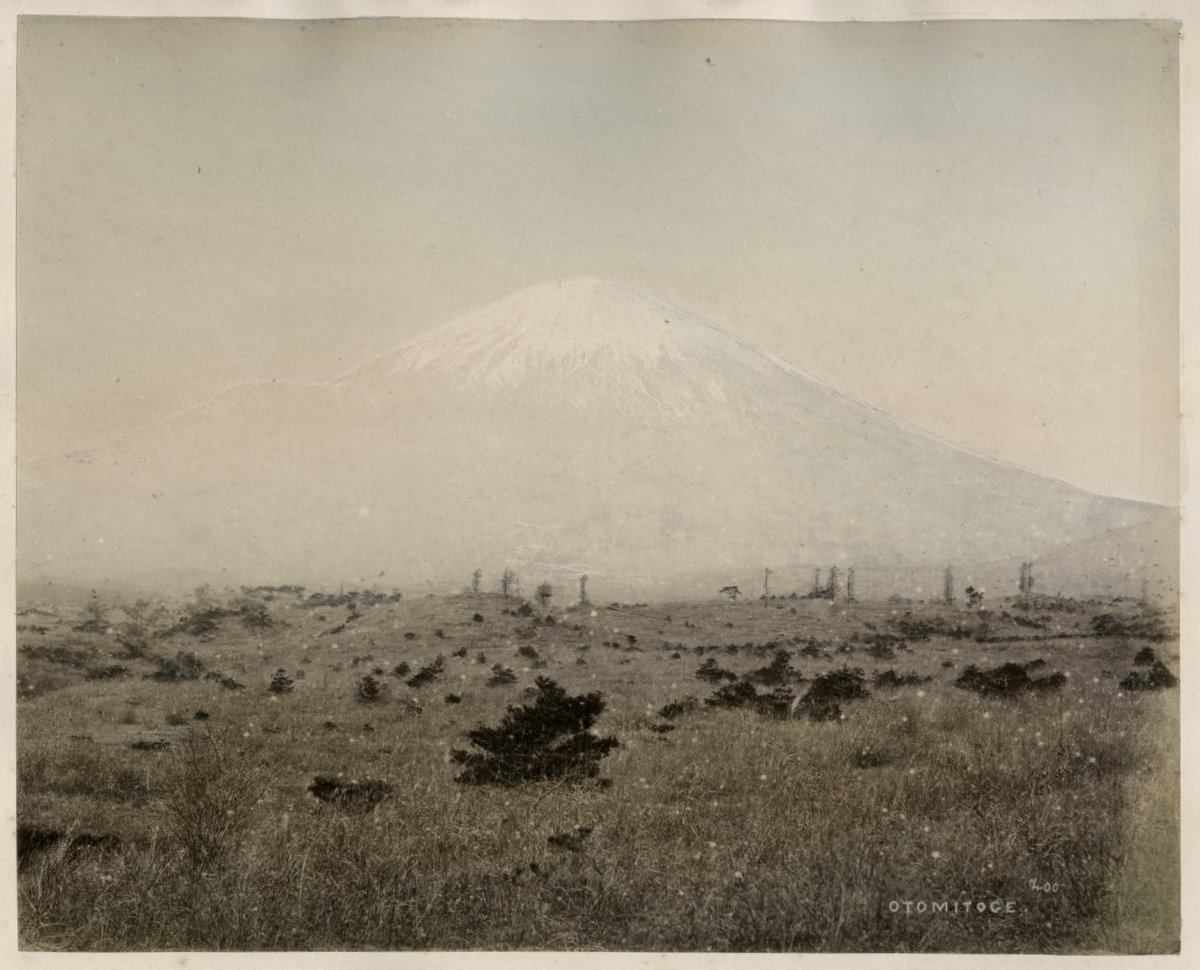c.1870\'s JAPAN EARLY STILLFRIED - OTOMITOGE FUJIYAMA