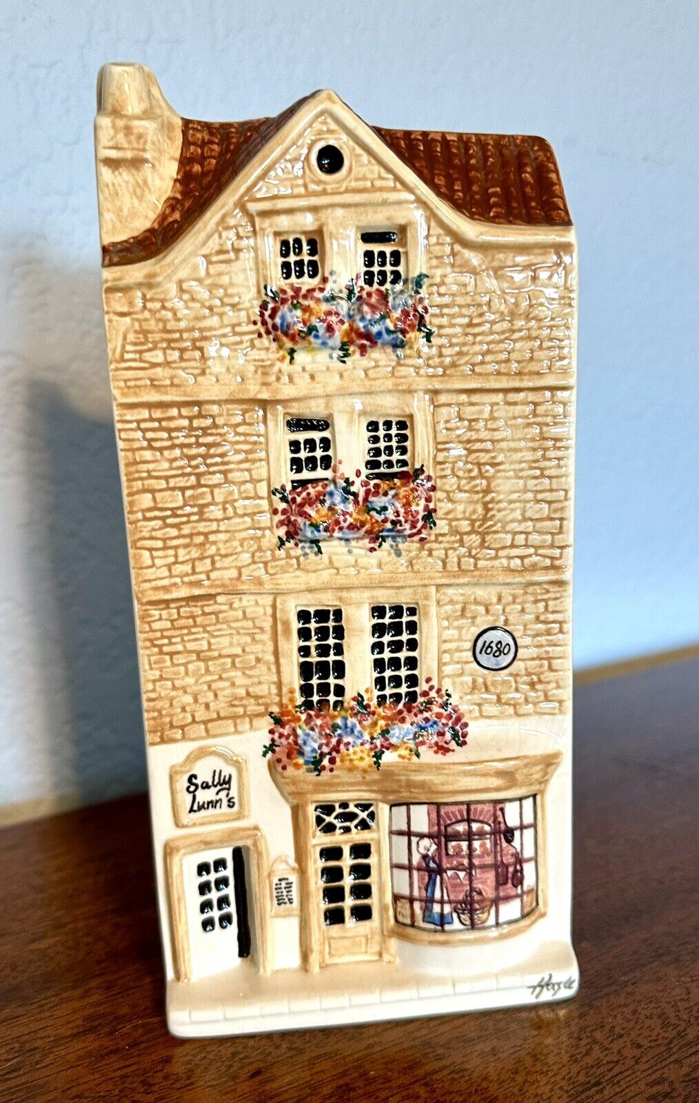 1995 Hazle Ceramics A Nation of Shopkeepers Sally Lunn\'s House Collectible Vtg