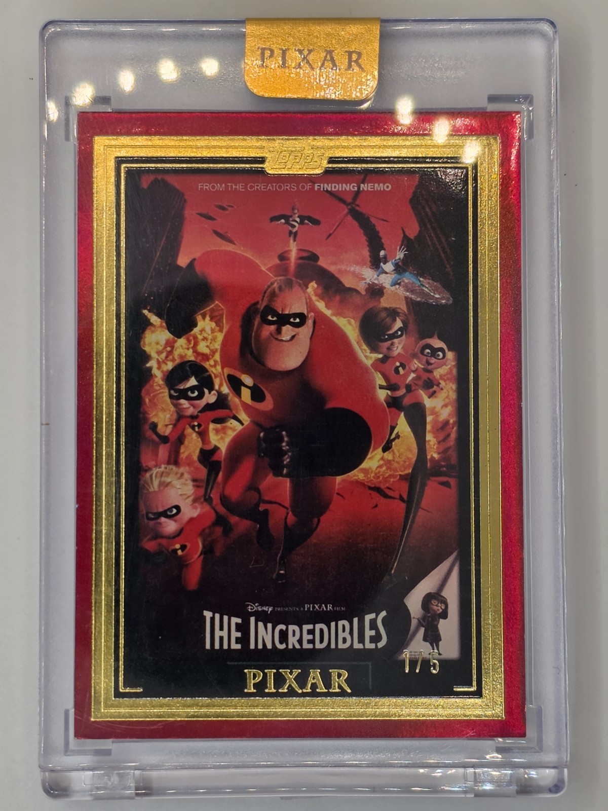 2025 Topps Pixar Gold Wall Art Incredibles 1/5 Encased