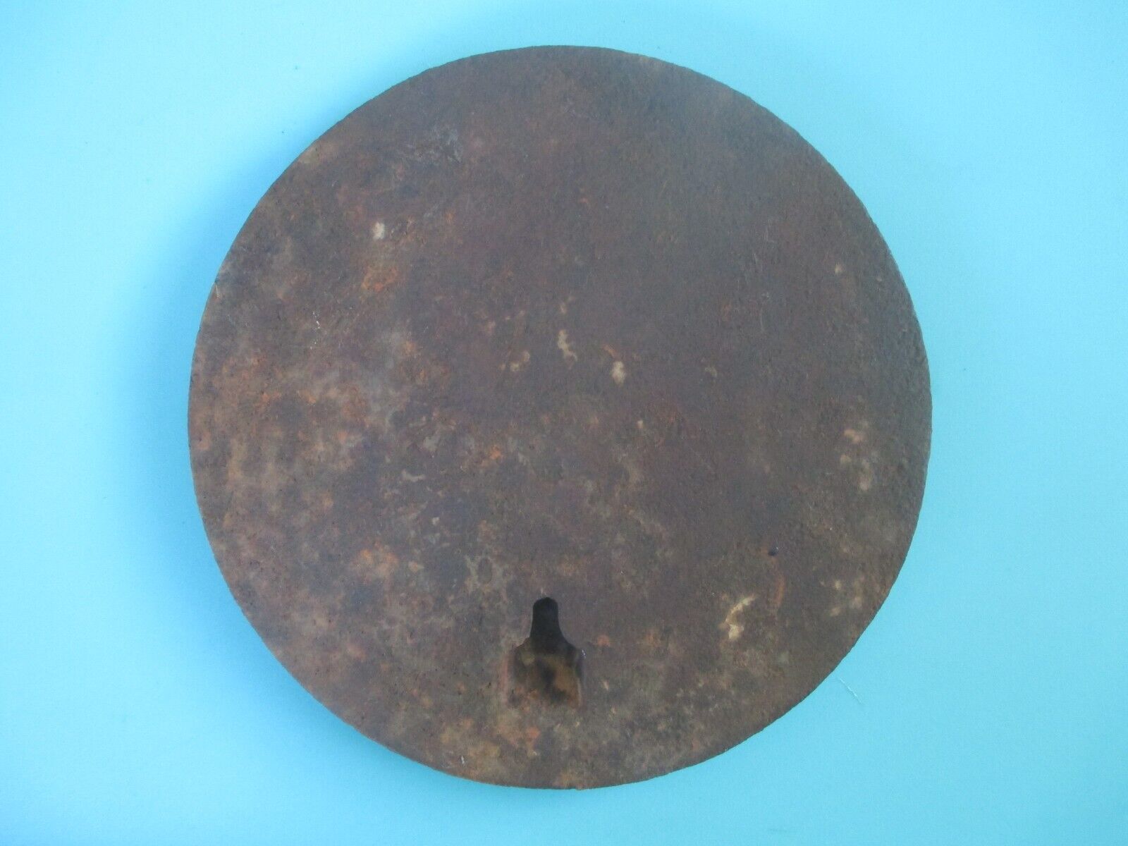ANTIQUE MALLEABLE CAST IRON WOOD STOVE LID COVER EYE BURNER INSERT PLATE 8 3/8\