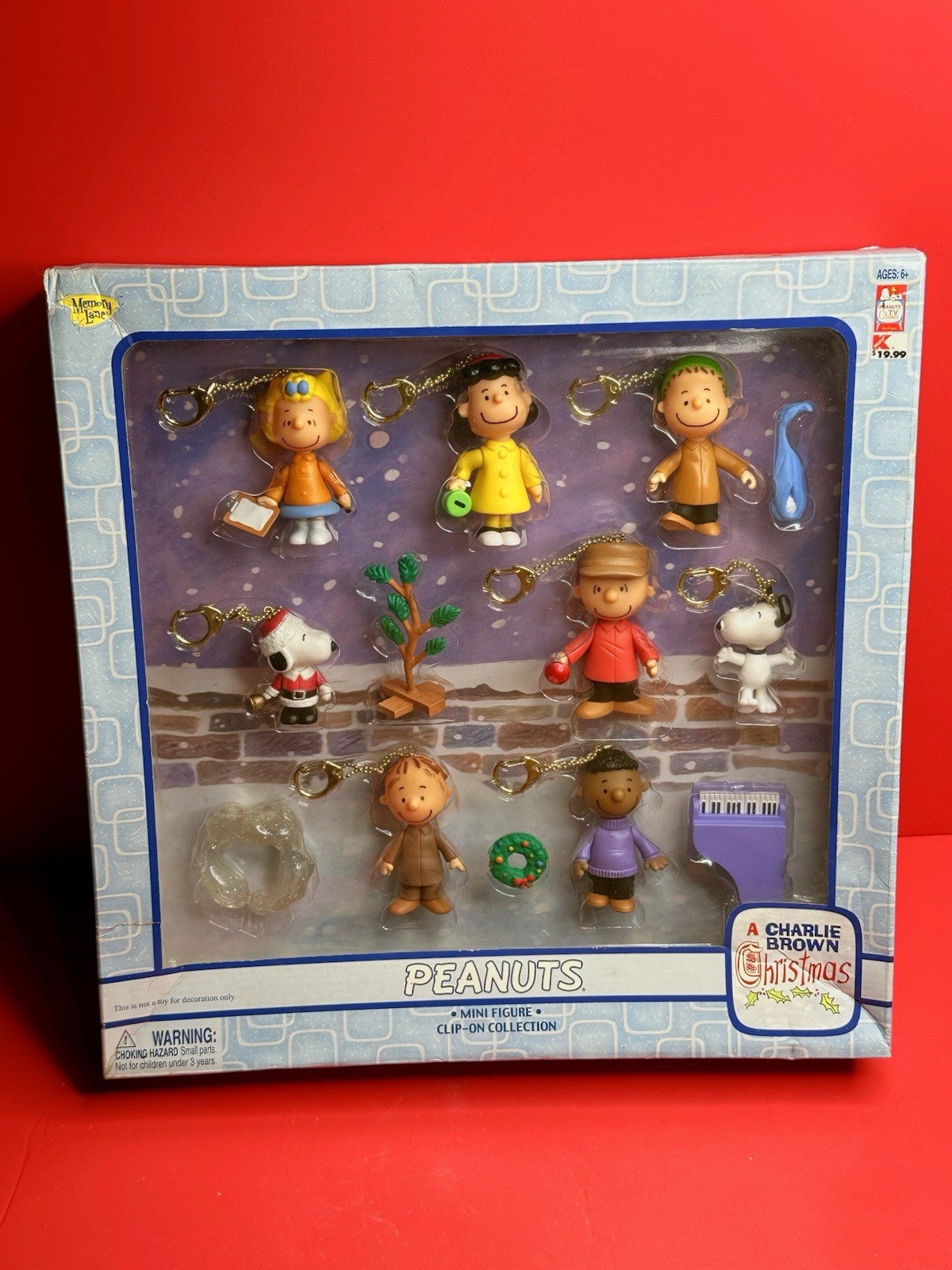 Vtg Peanuts Memory Lane A Charlie Brown Christmas Clip On Keychain Figurines