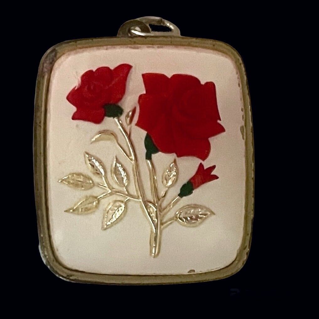 Vtg Sankyo Music Box Pendant Works, Red Roses, Leaves Stems, 1-¼ X 1-½, beawen