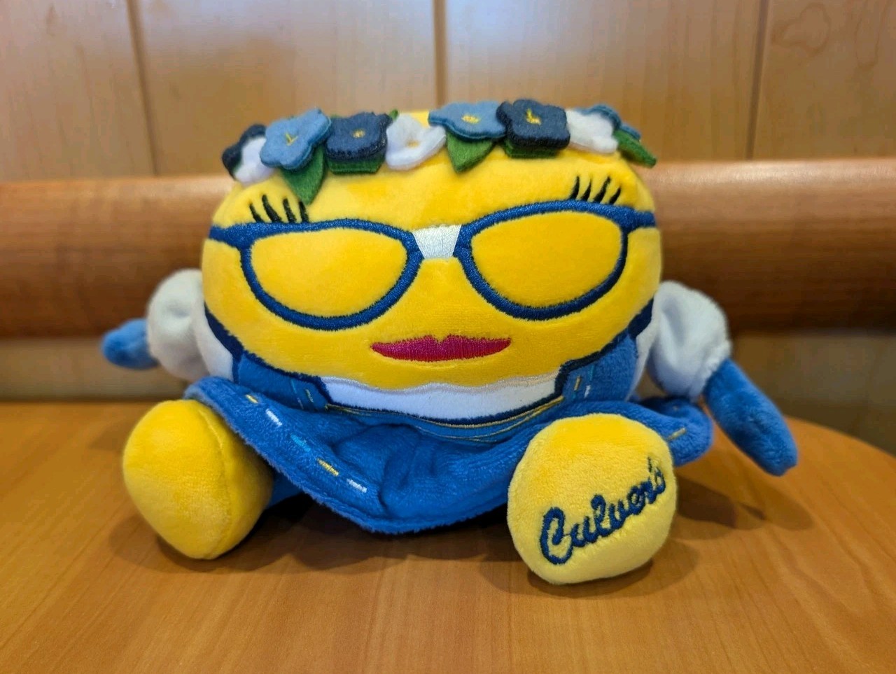 CULVERS Kurdelia Von Cheese Kurdis Chesse Curd Oktoberfest PLUSH Stuffed Girl