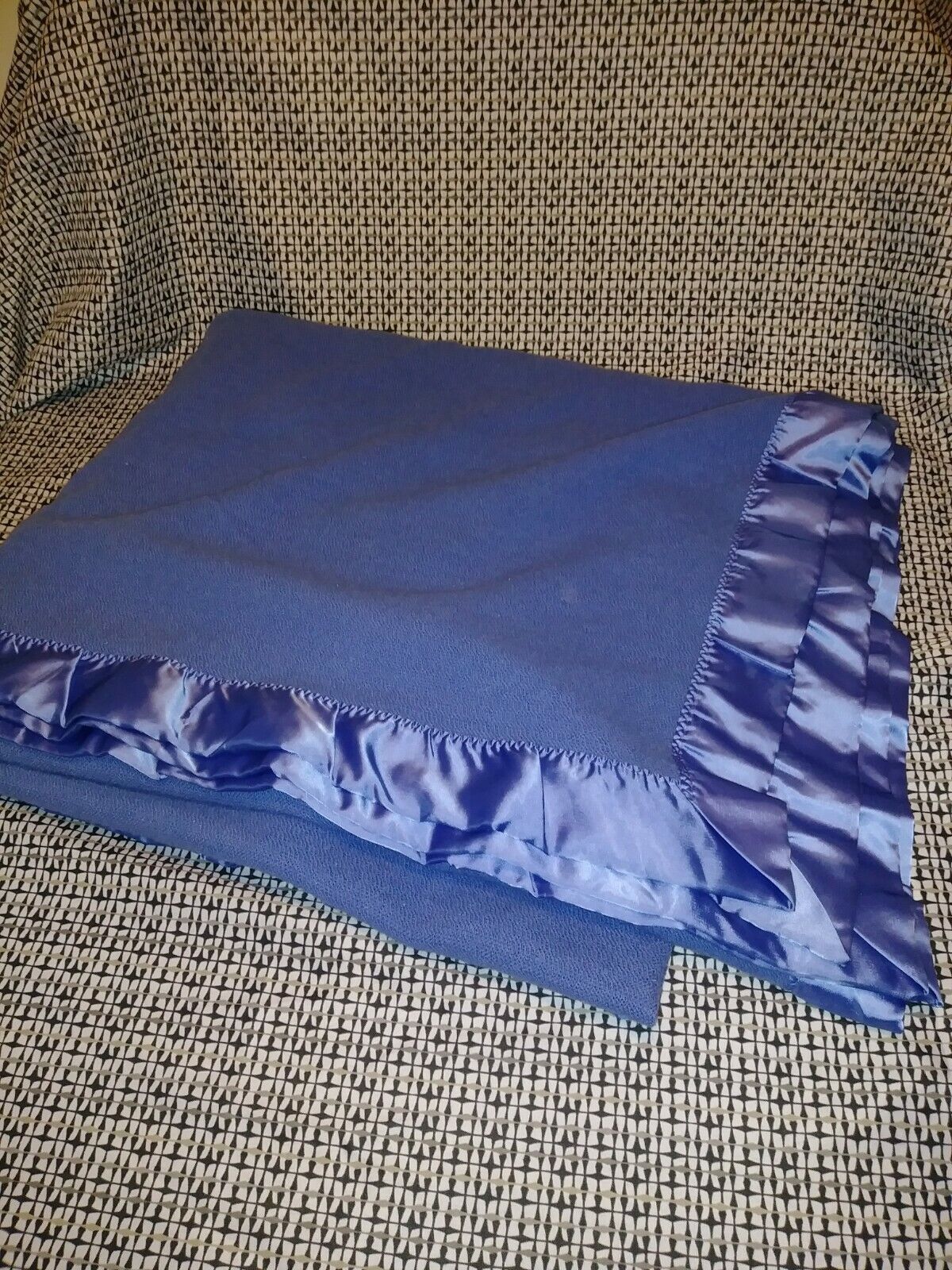 Faribault Woolen Mill Co. King 100% Pure Wool Blue Blanket Satin Trim 108x90