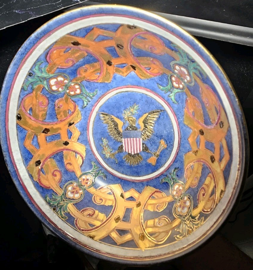 Chinese \\ American Export Vintage Enameled Paste Porcelain 10 In Bowl Eagle Seal